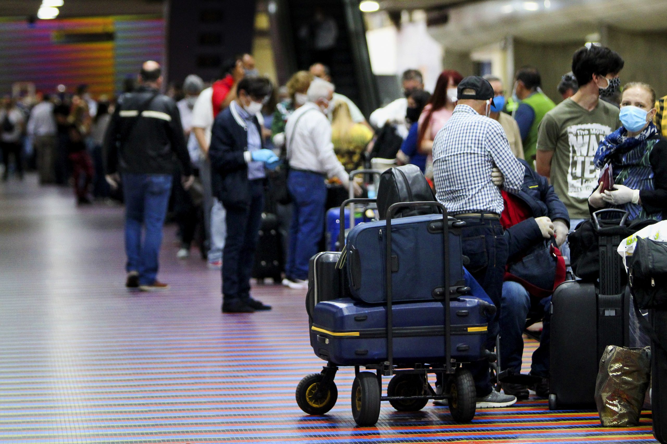 Covid-19: Mais 12 portugueses foram hoje repatriados da Venezuela