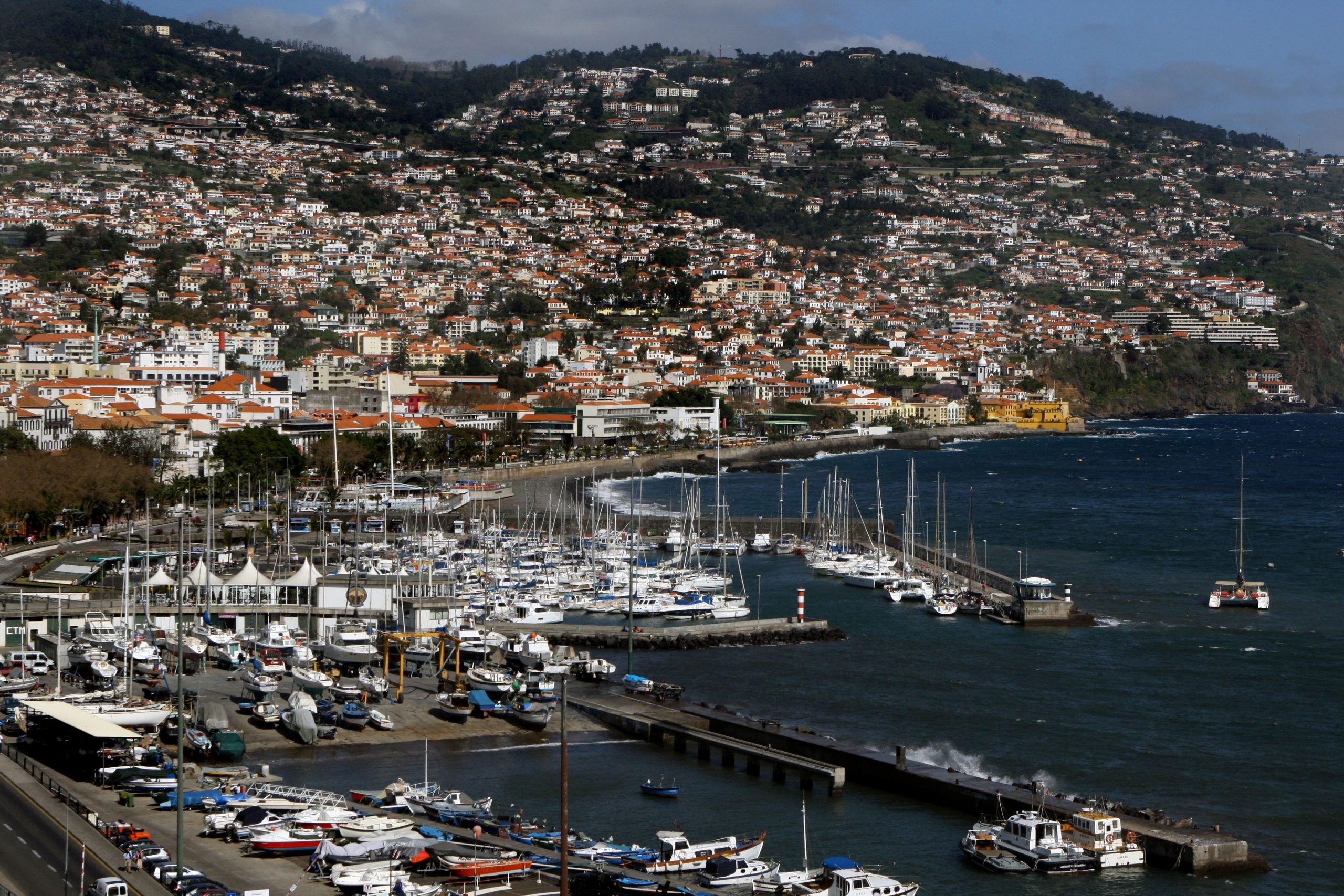 IPMA regista novo recorde de temperatura do ar na Madeira: 34,7 °C no Funchal