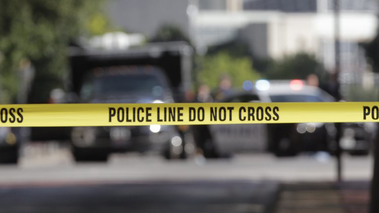 Autor de disparos no aeroporto de Oklahoma encontrado morto