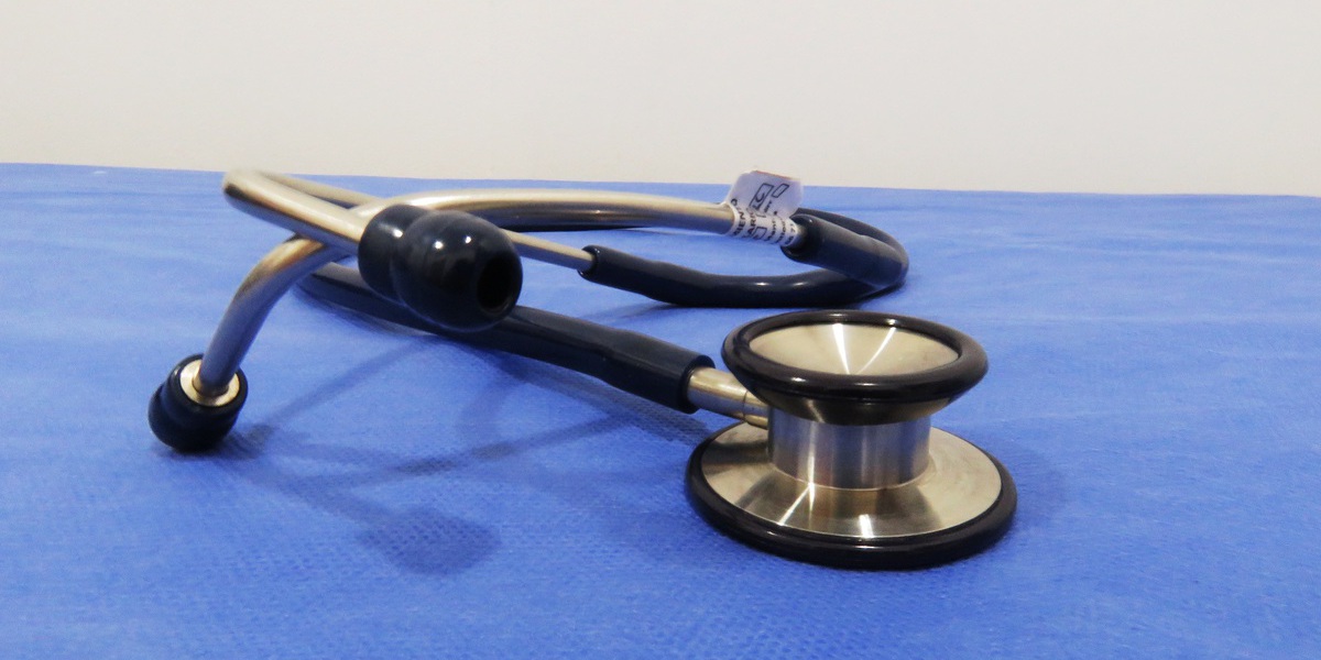 Fim total das receitas em papel? Médicos do Centro condenam decisão