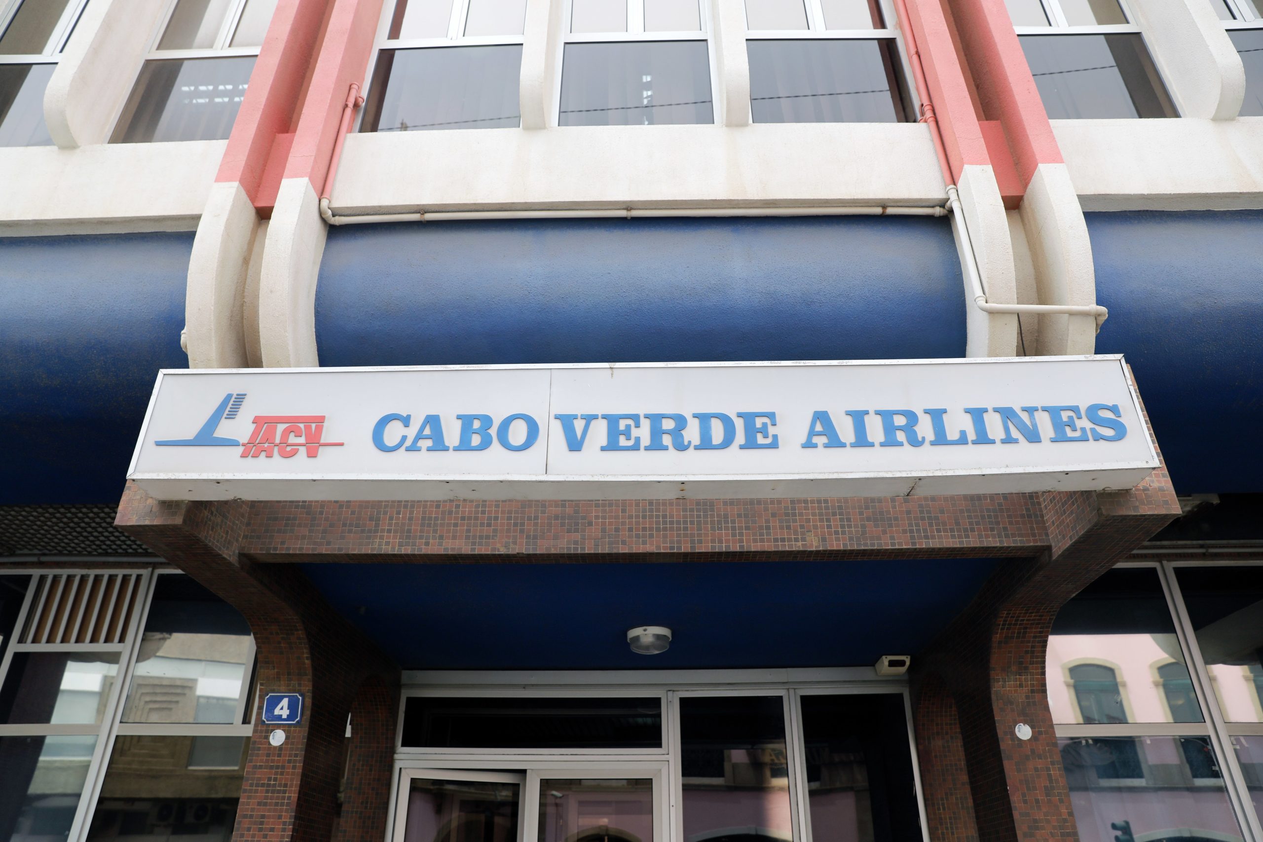 Cabo Verde Airlines suspende toda a atividade de transporte