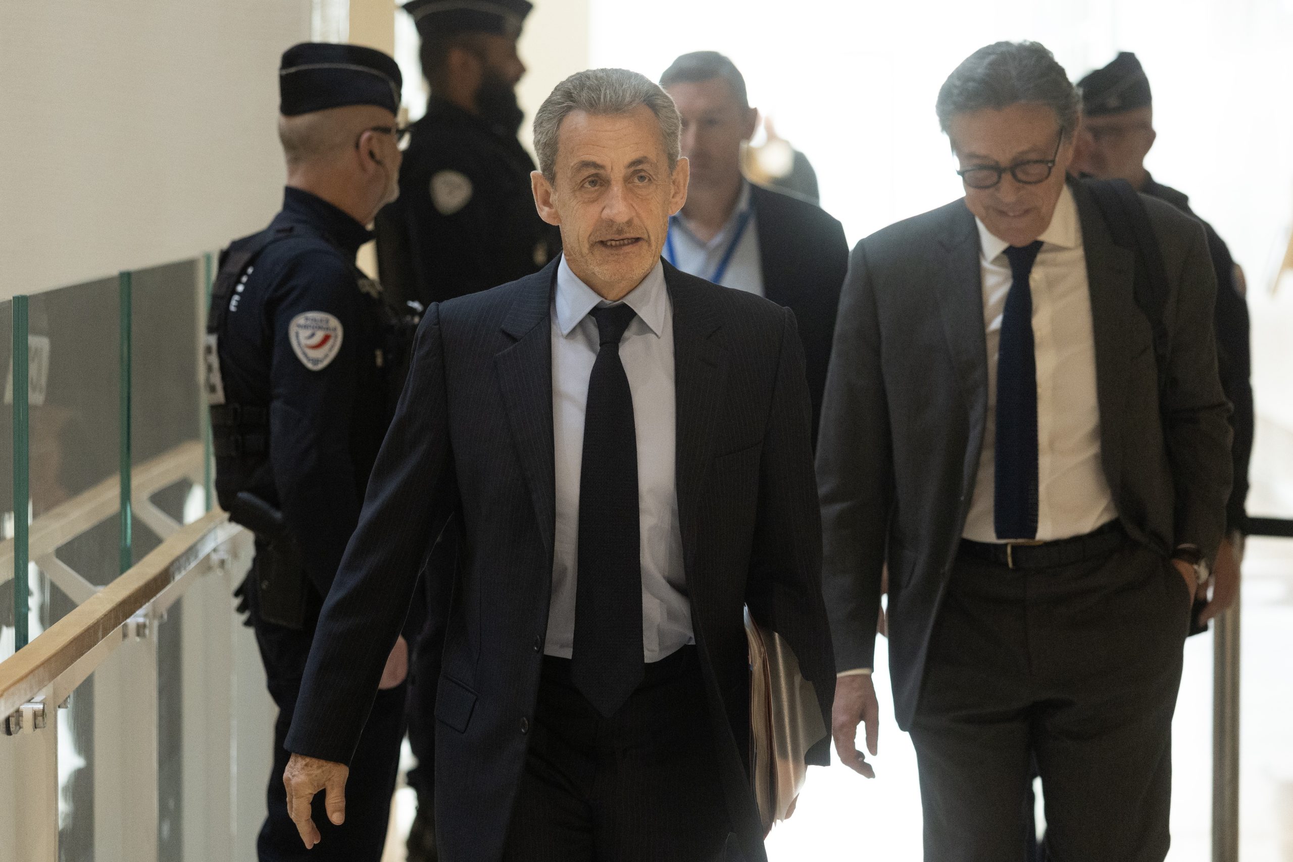 ‘O Jornal de um prisioneiro’, o relato dos 20 dias que Nicolas Sarkozy passou na prisão de Santé