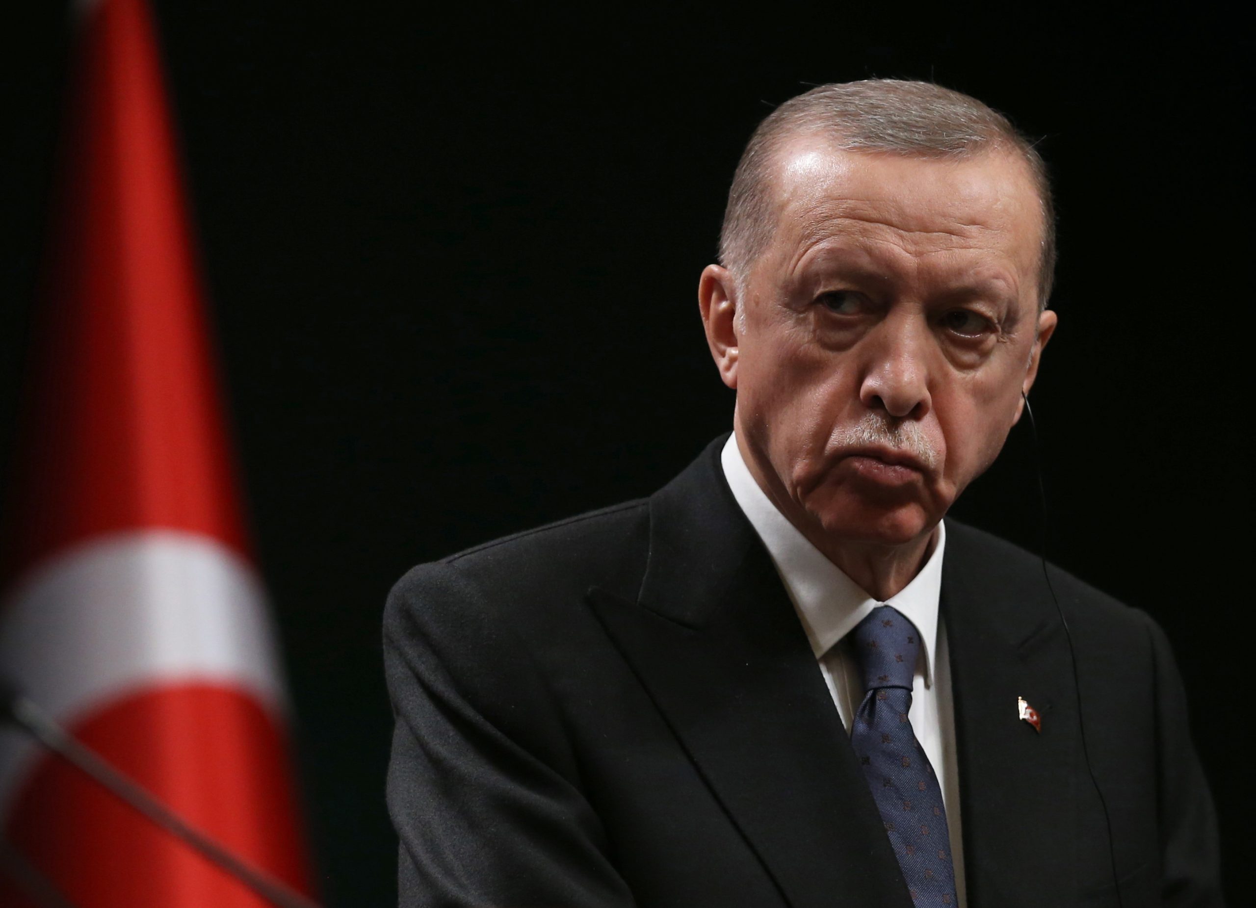 Erdogan acusa oposição turca de apoiar “tendências pervertidas LGBT”