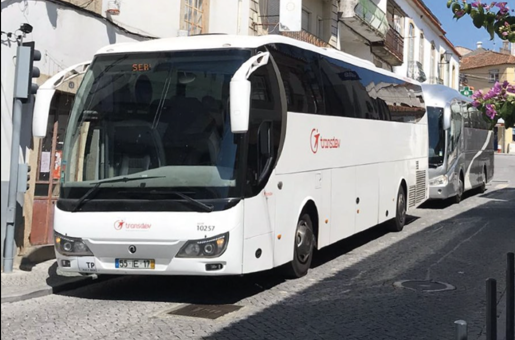 Greve nas rodoviárias privadas com adesão entre 60% e 100% no norte e centro