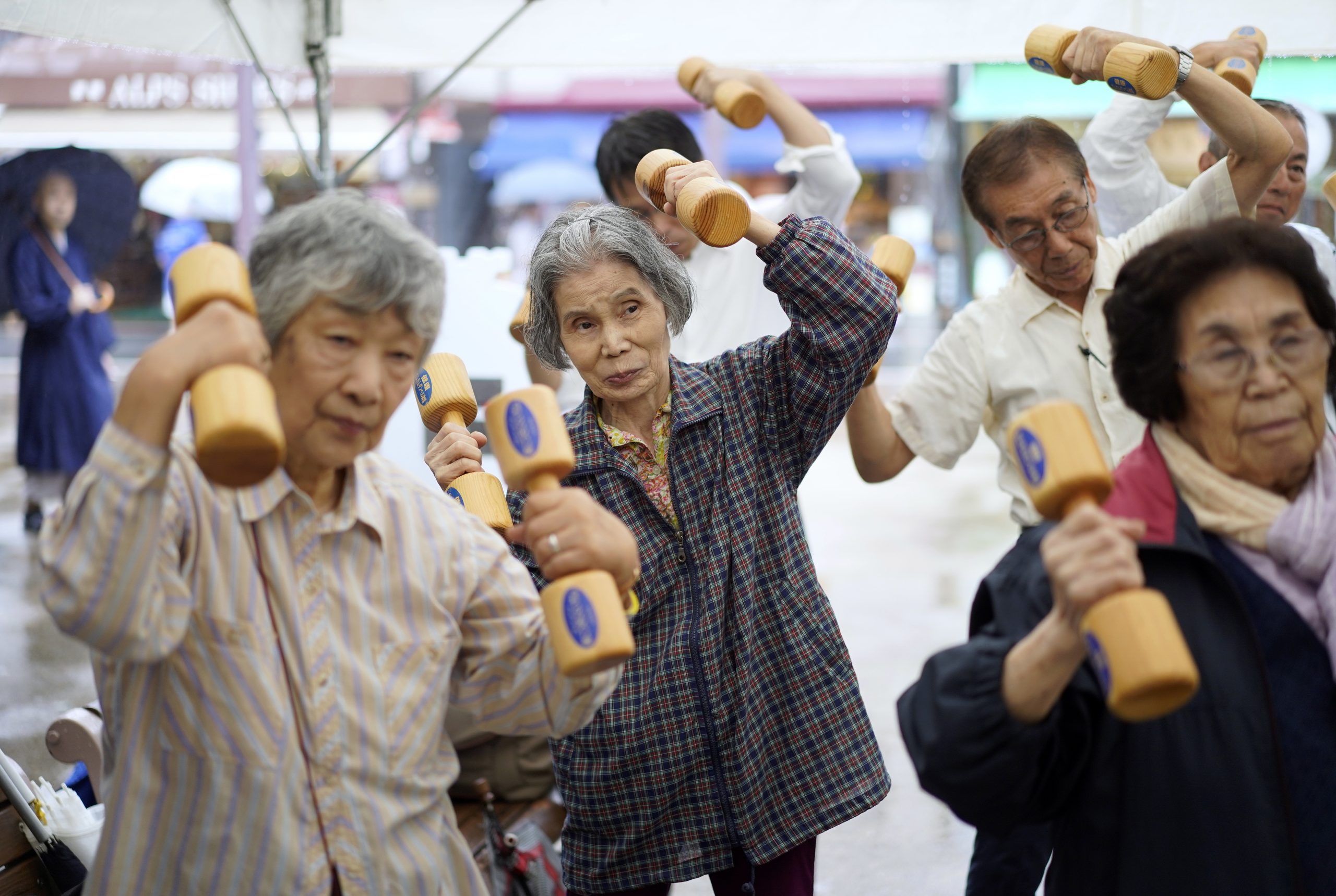 Japão volta a bater recorde de centenários, há mais de 92 mil