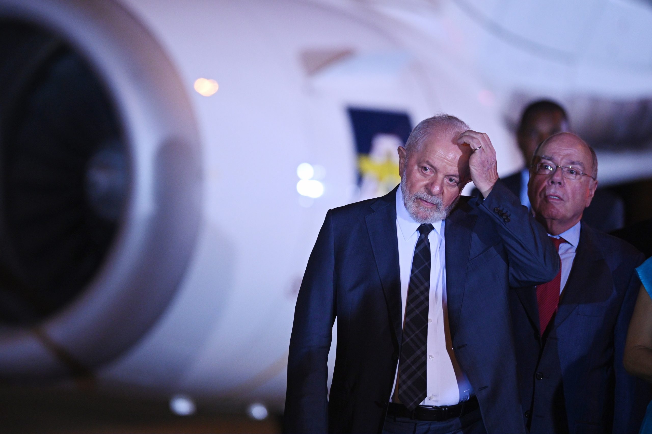 Lula deseja “boa sorte e êxito” ao novo governo argentino mas não felicita Milei