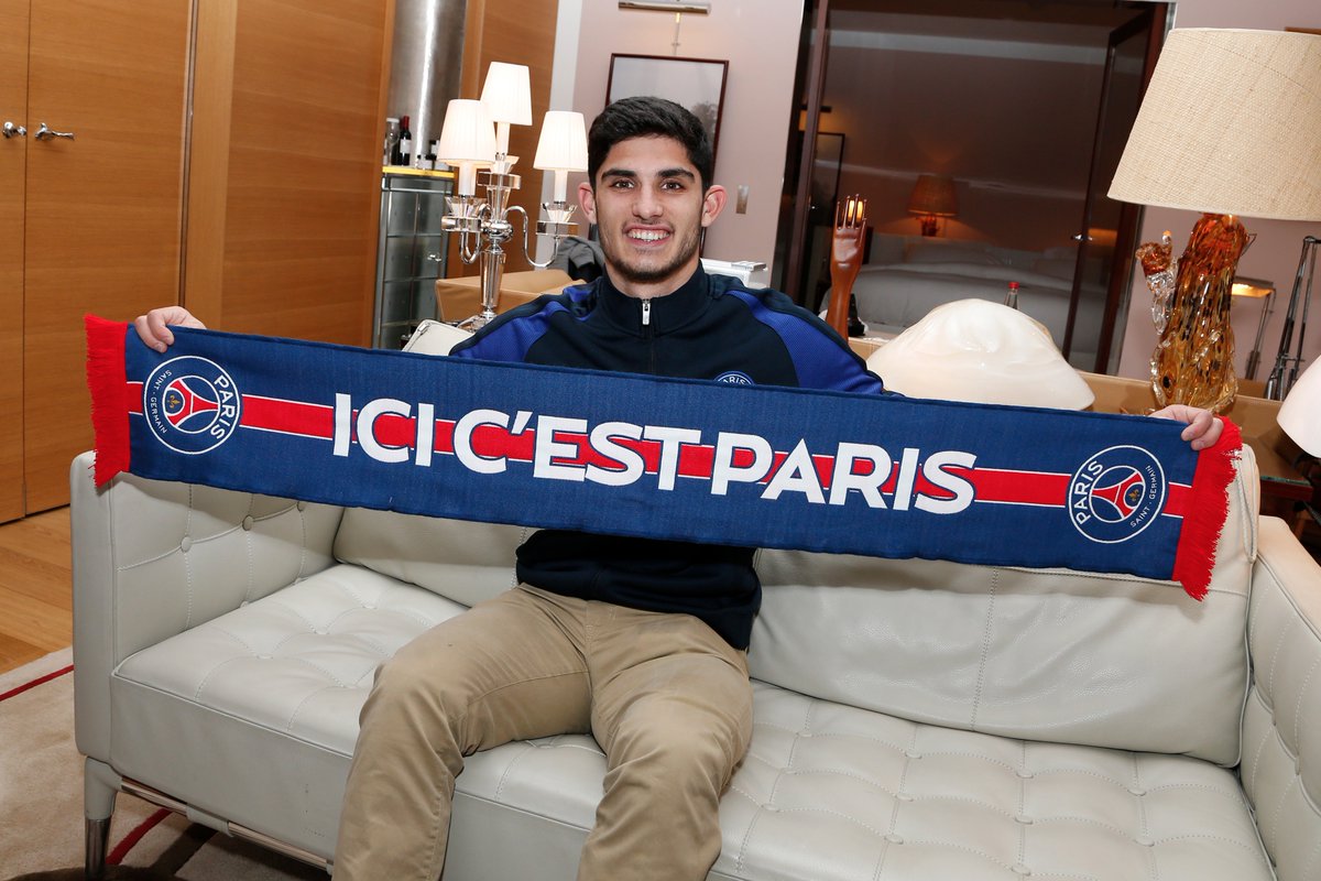 Clubes franceses gastaram 156 milhões de euros em transferências em janeiro
