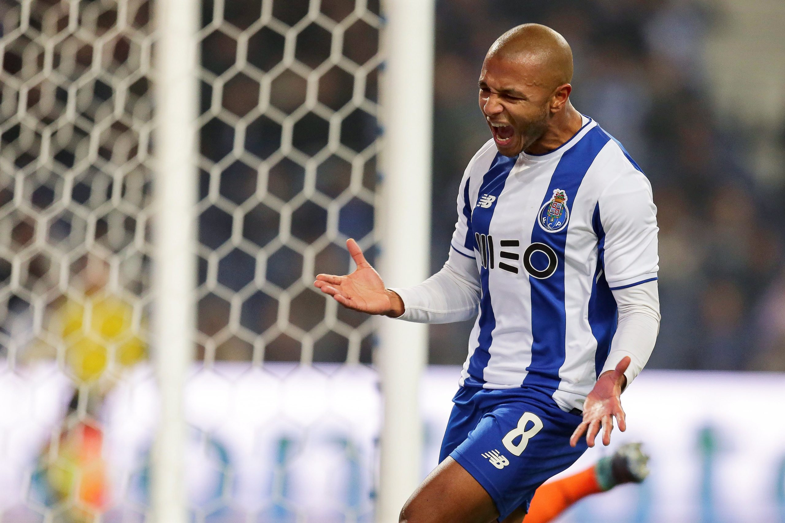 Marega e Brahimi ainda em dúvida para a visita do FC Porto ao Estoril Praia