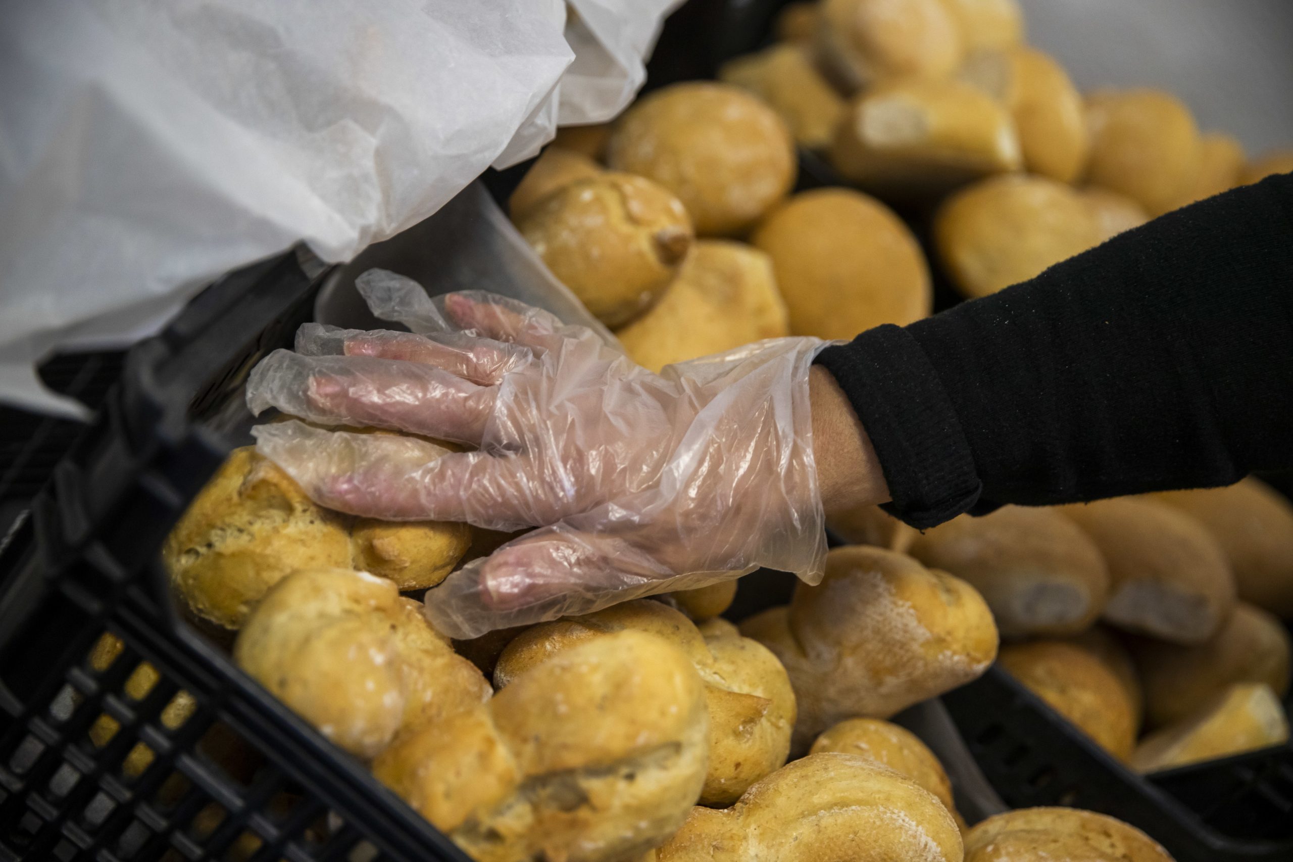 Pão poderá custar mais em 2021 com aumento do salário mínimo e do preço da farinha