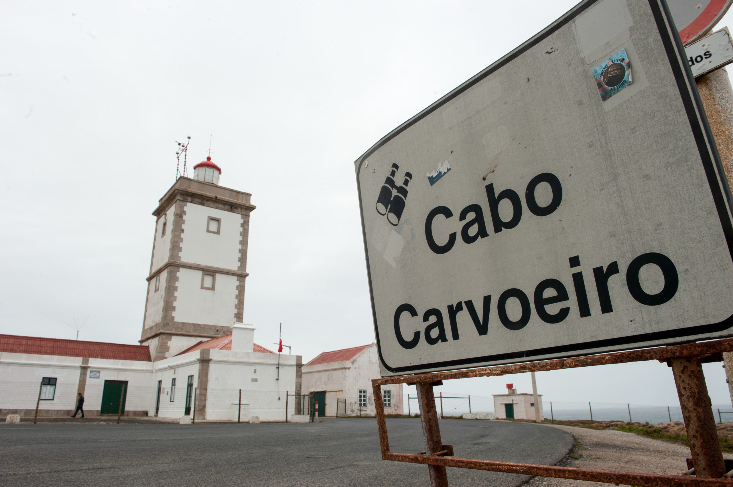 Falésias ameaçam estrada. Peniche vai relocalizar a Marginal Norte