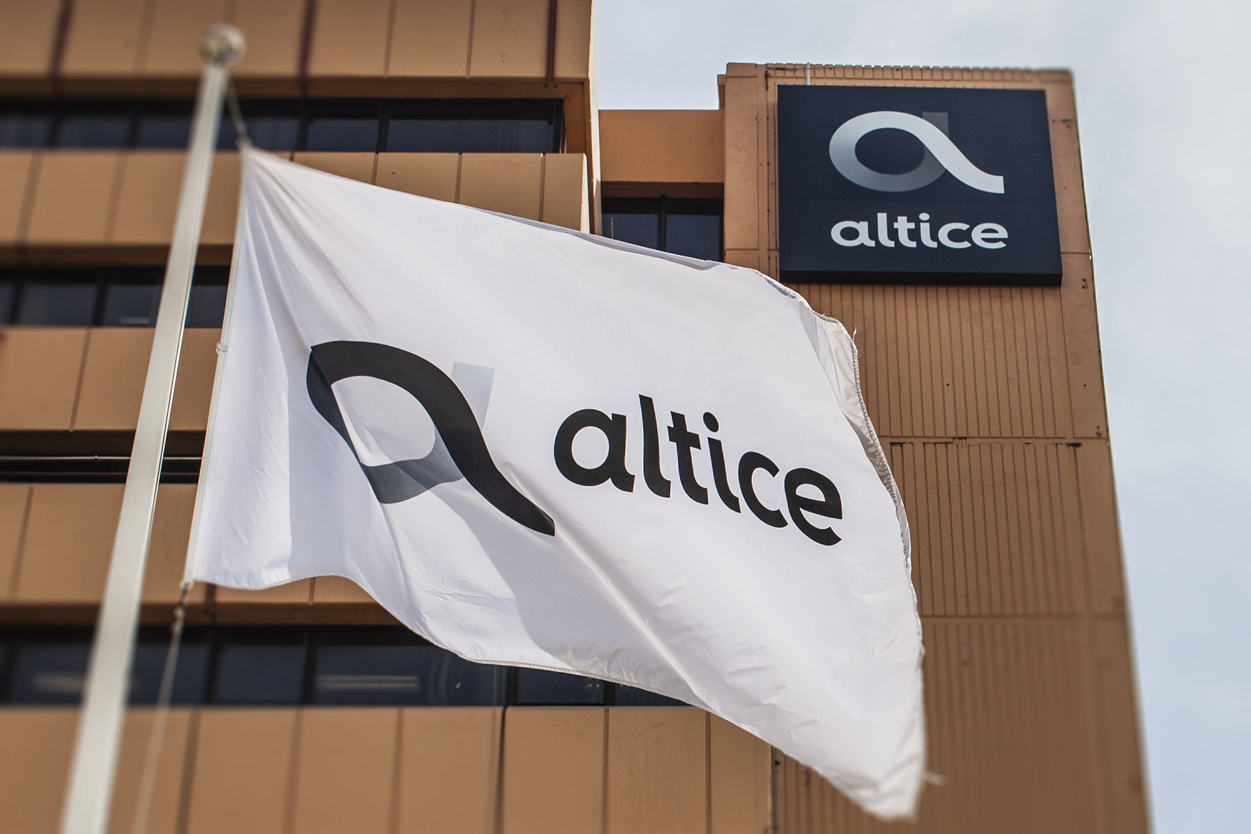 Altice investe cerca de 10 milhões de euros para cobrir 85% da região Oeste com fibra ótica