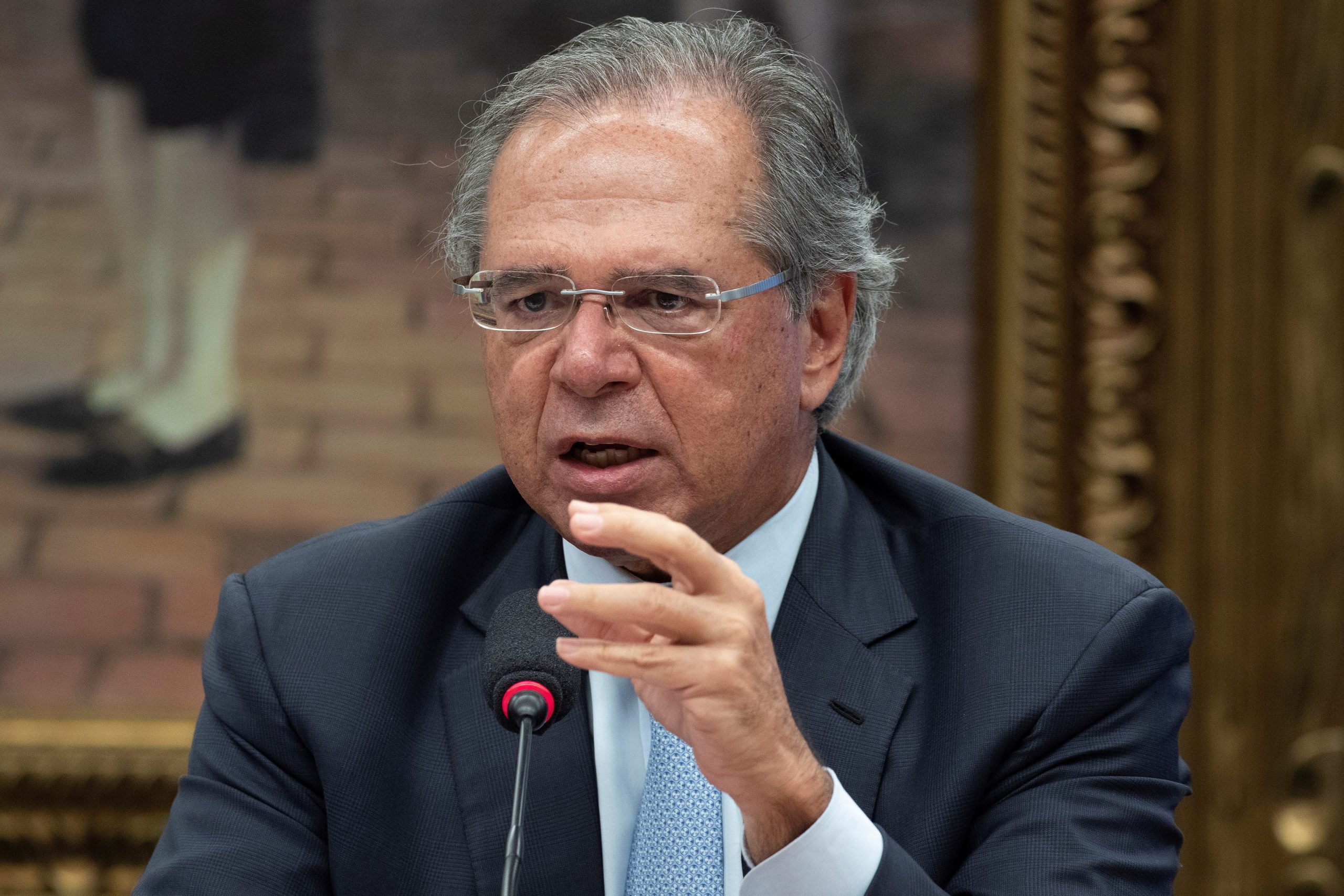 Ministro brasileiro diz que pobreza é a pior inimiga do meio ambiente