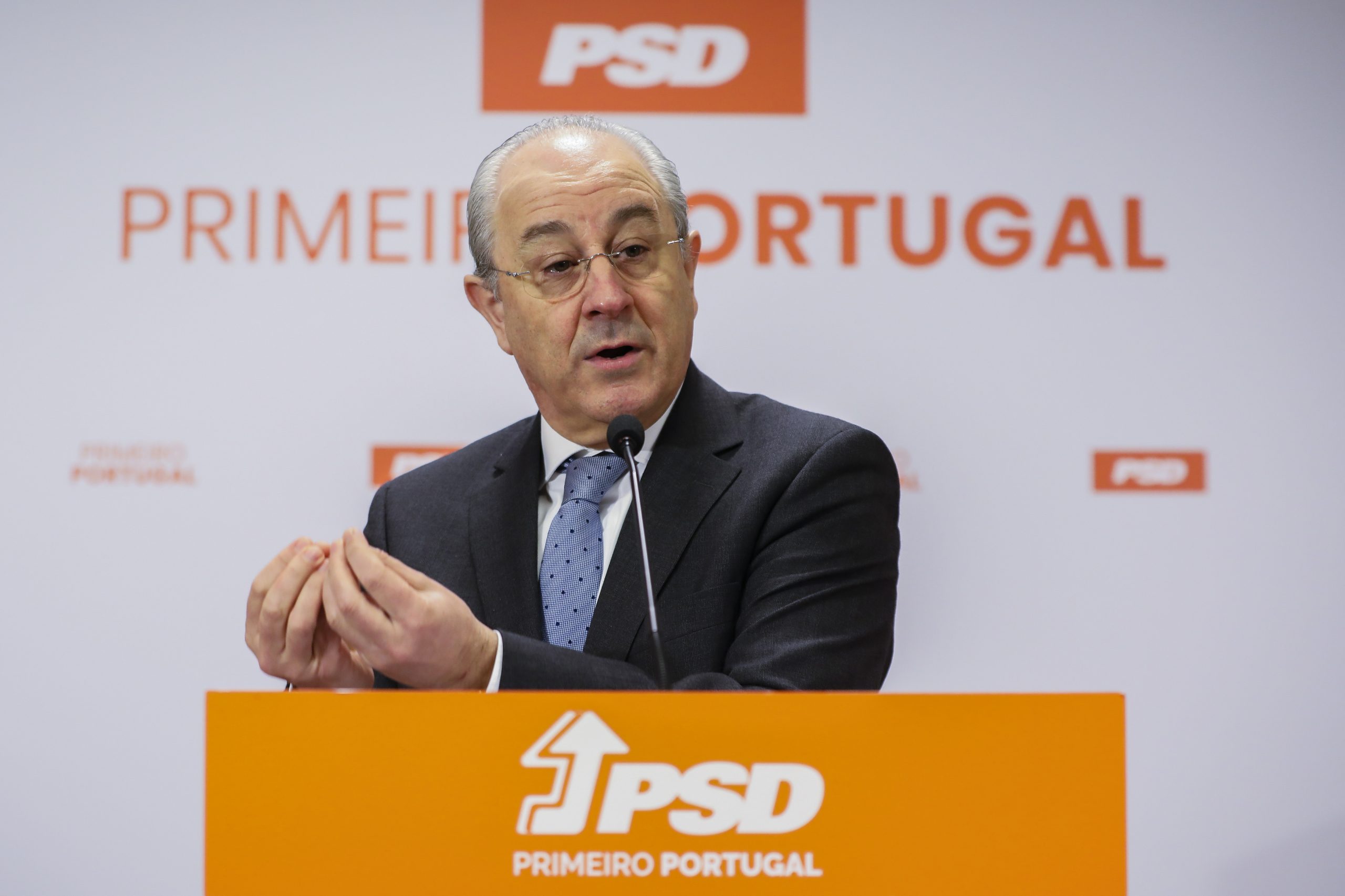 Autárquicas: Rio mantém proposta de adiar eleições, mas quer listas entregues na mesma data. PAN propõe que eleitores em confinamento possam votar na véspera