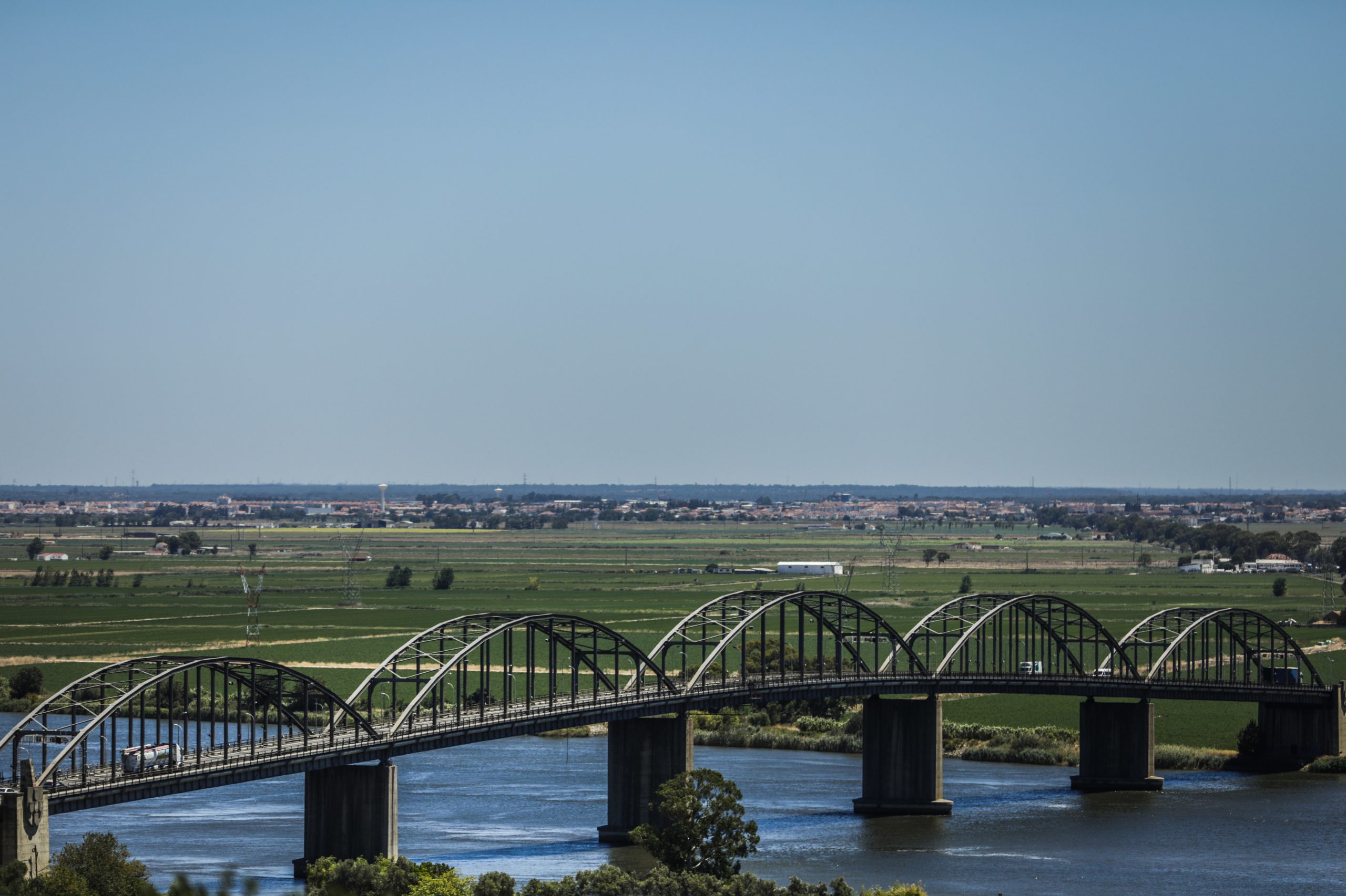 Agricultores: Constrangimentos na Ponte de Vila Franca de Xira devido a protesto