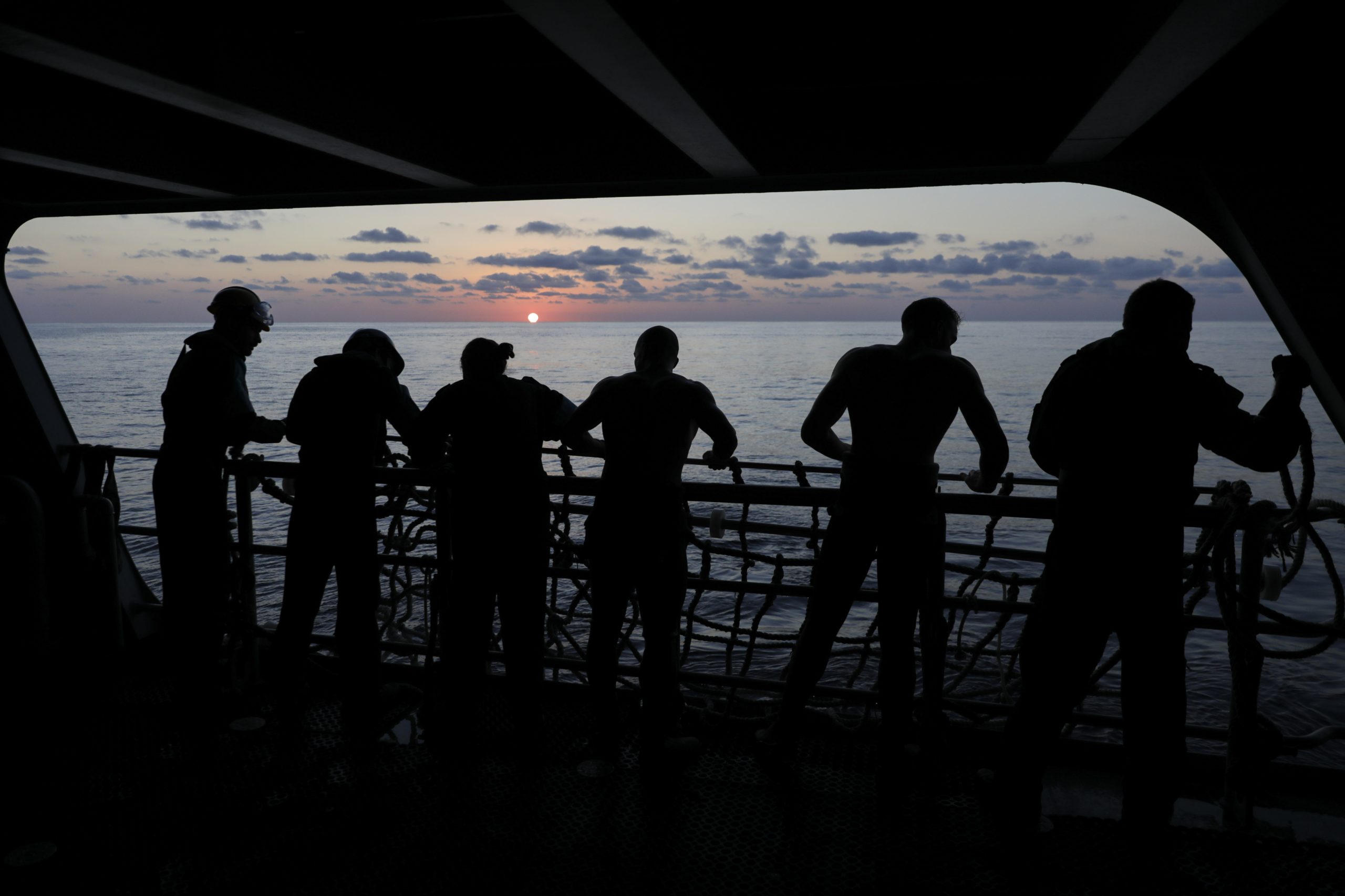 Marinha portuguesa contribui para frustrar ataque de pirataria a navio na Nigéria