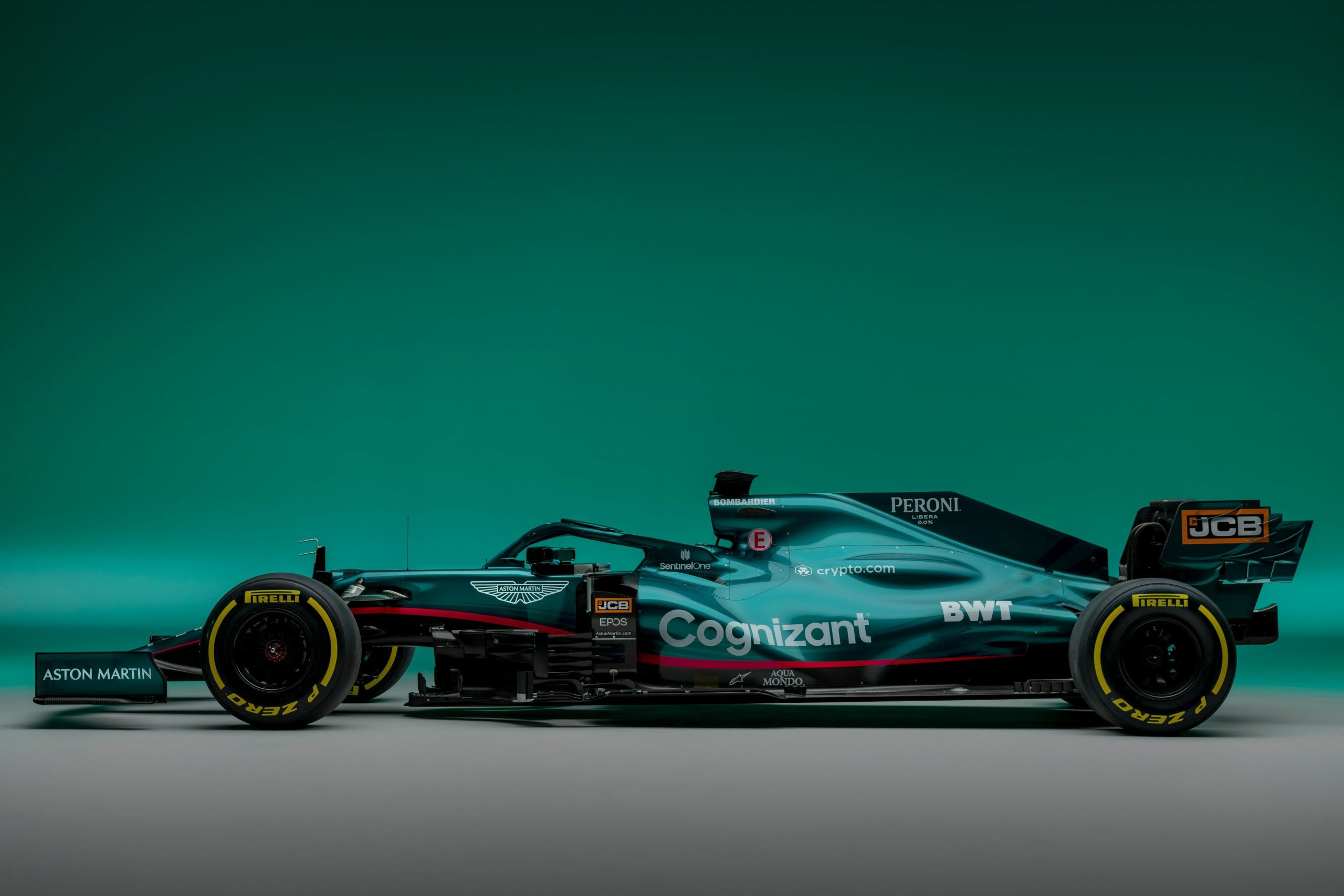 Aston Martin regressa à Fórmula 1 com um Sebastian Vettel “entusiasmado”