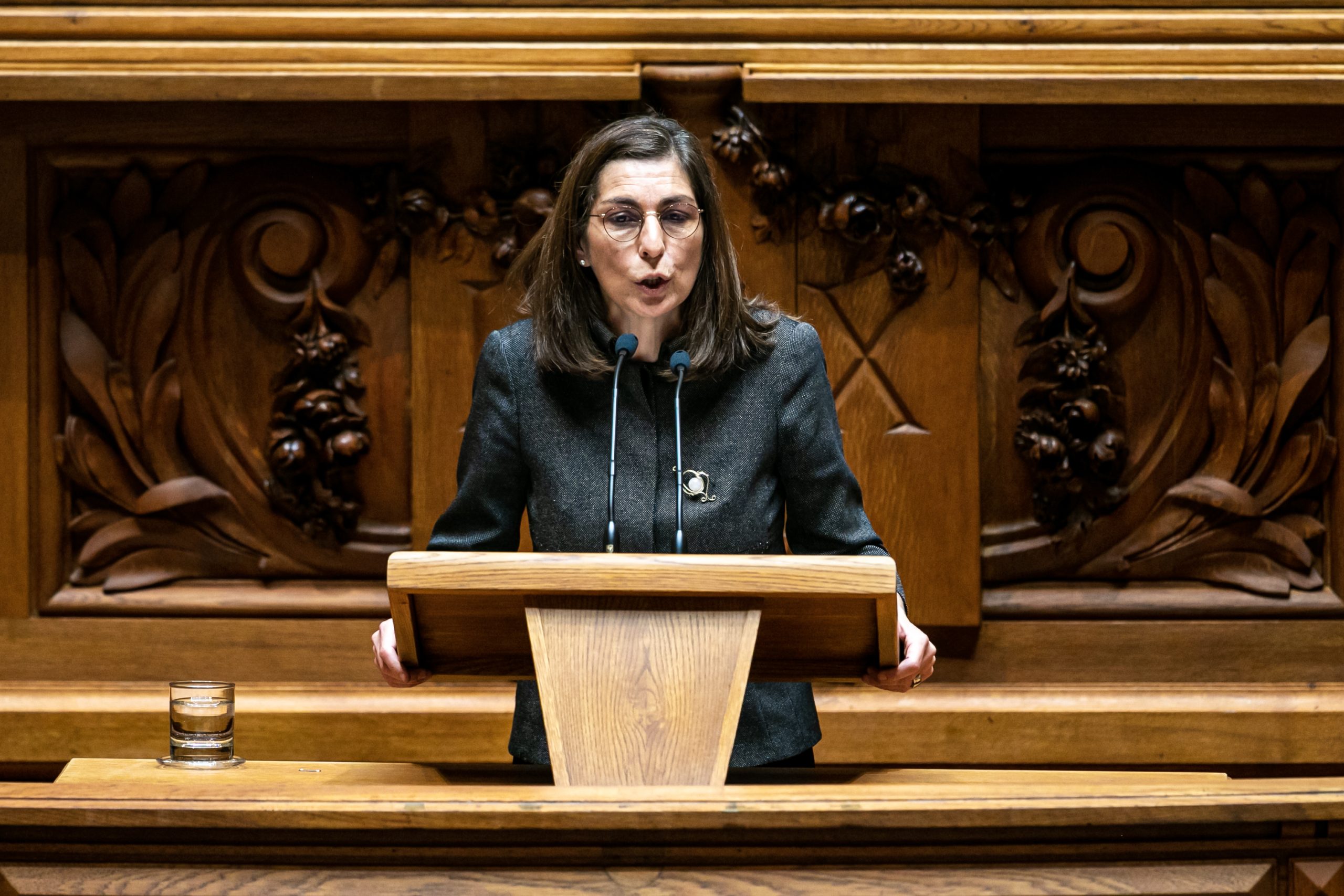PS quer debates mensais com PM mas recusa “tutela” sobre deputados na Transparência