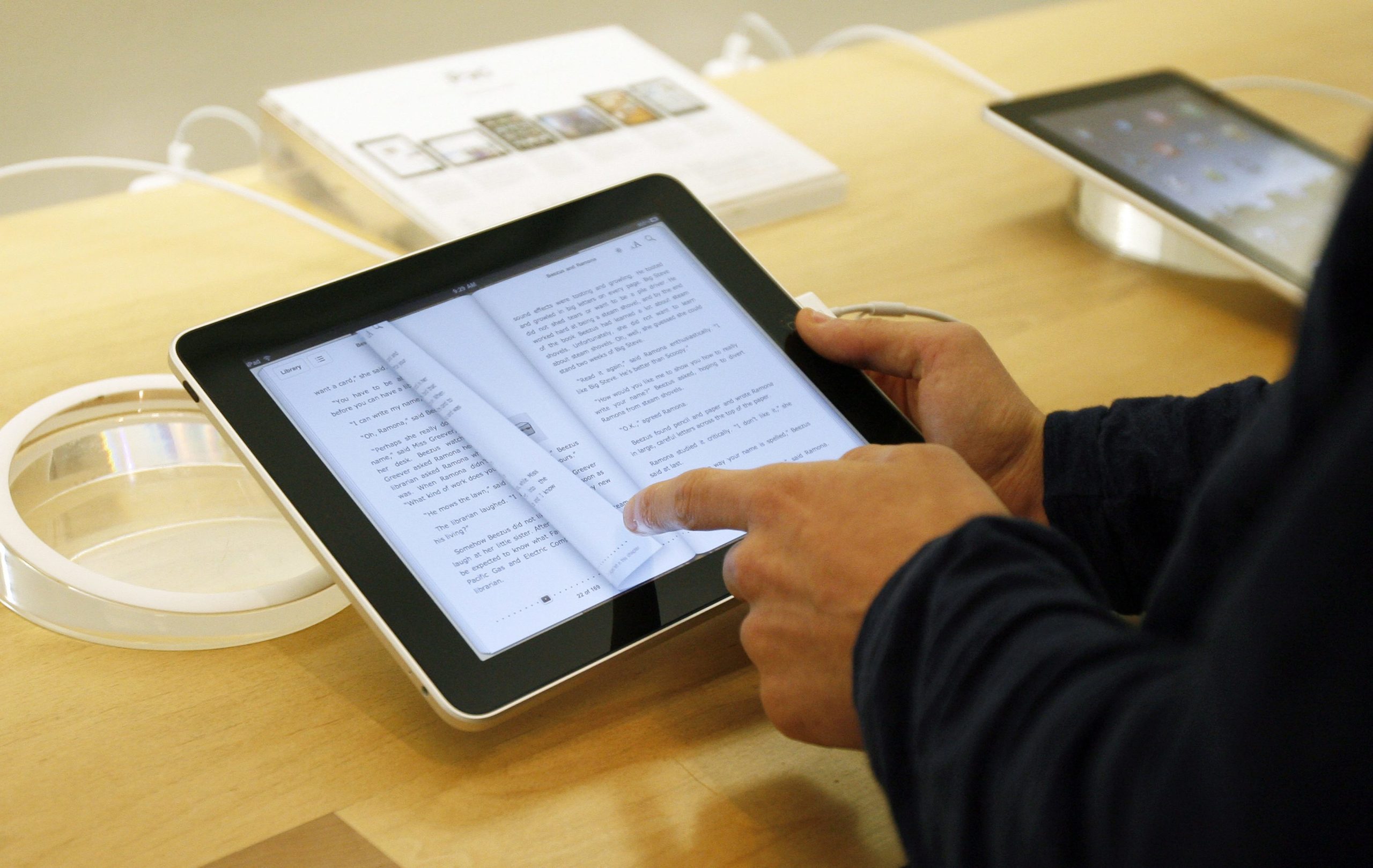 Empréstimo de ‘ebooks’ nas bibliotecas públicas disponível no final do ano