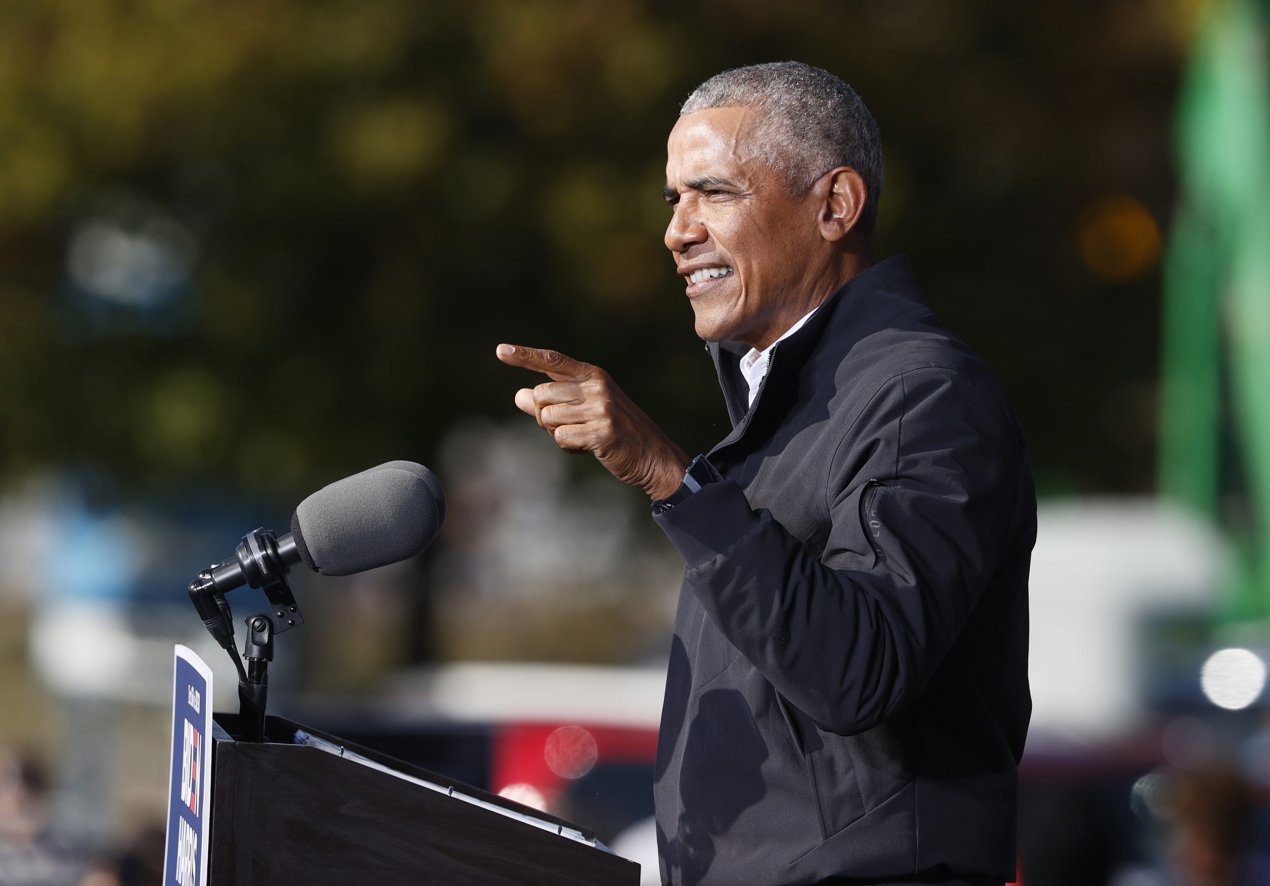 Barak Obama diz que Trump e Bolsonaro “minimizam” a ciência no clima e na covid-19