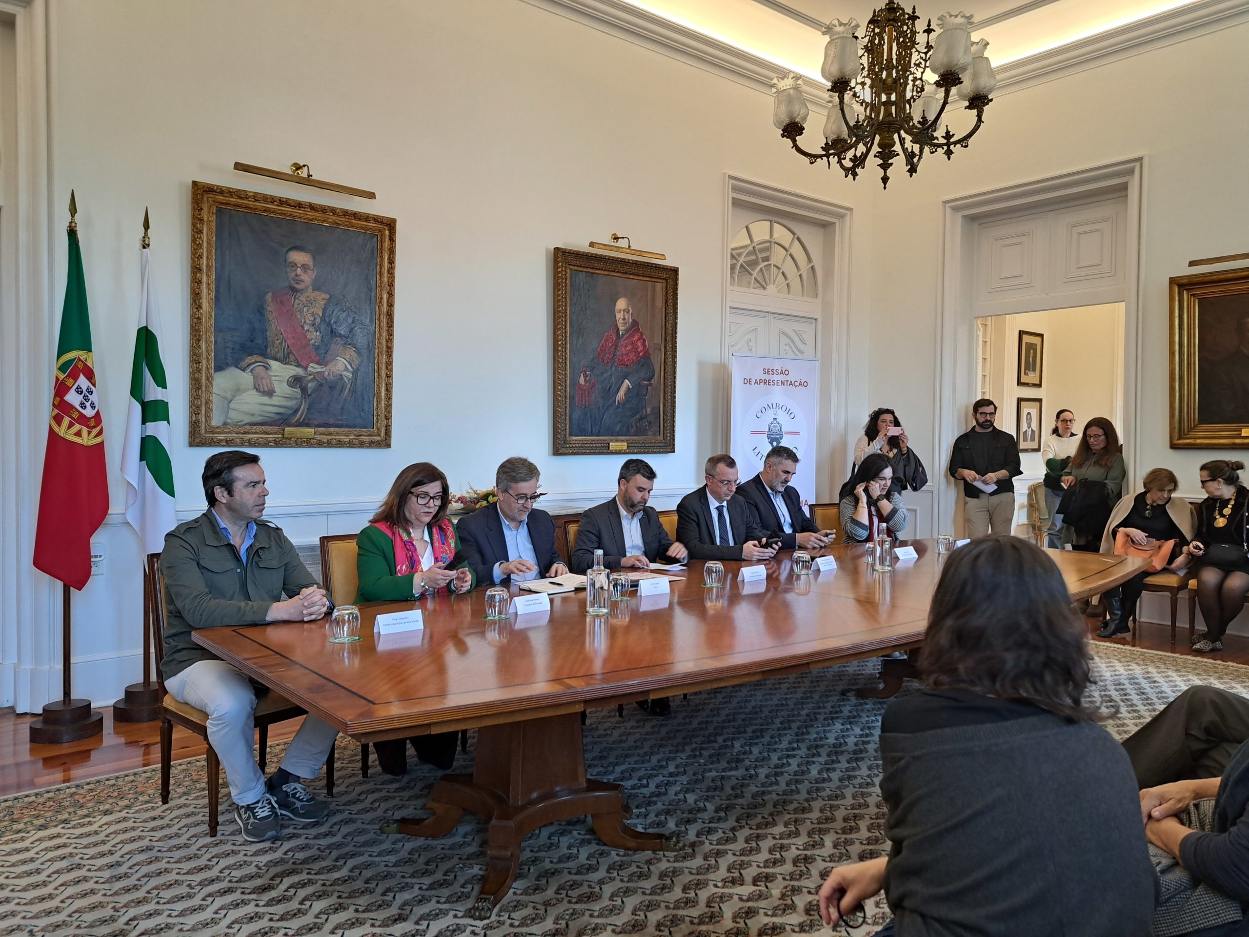 Comboio Literário. A bordo de carruagens históricas, escritores e leitores vão conversar e ler até ao Alentejo