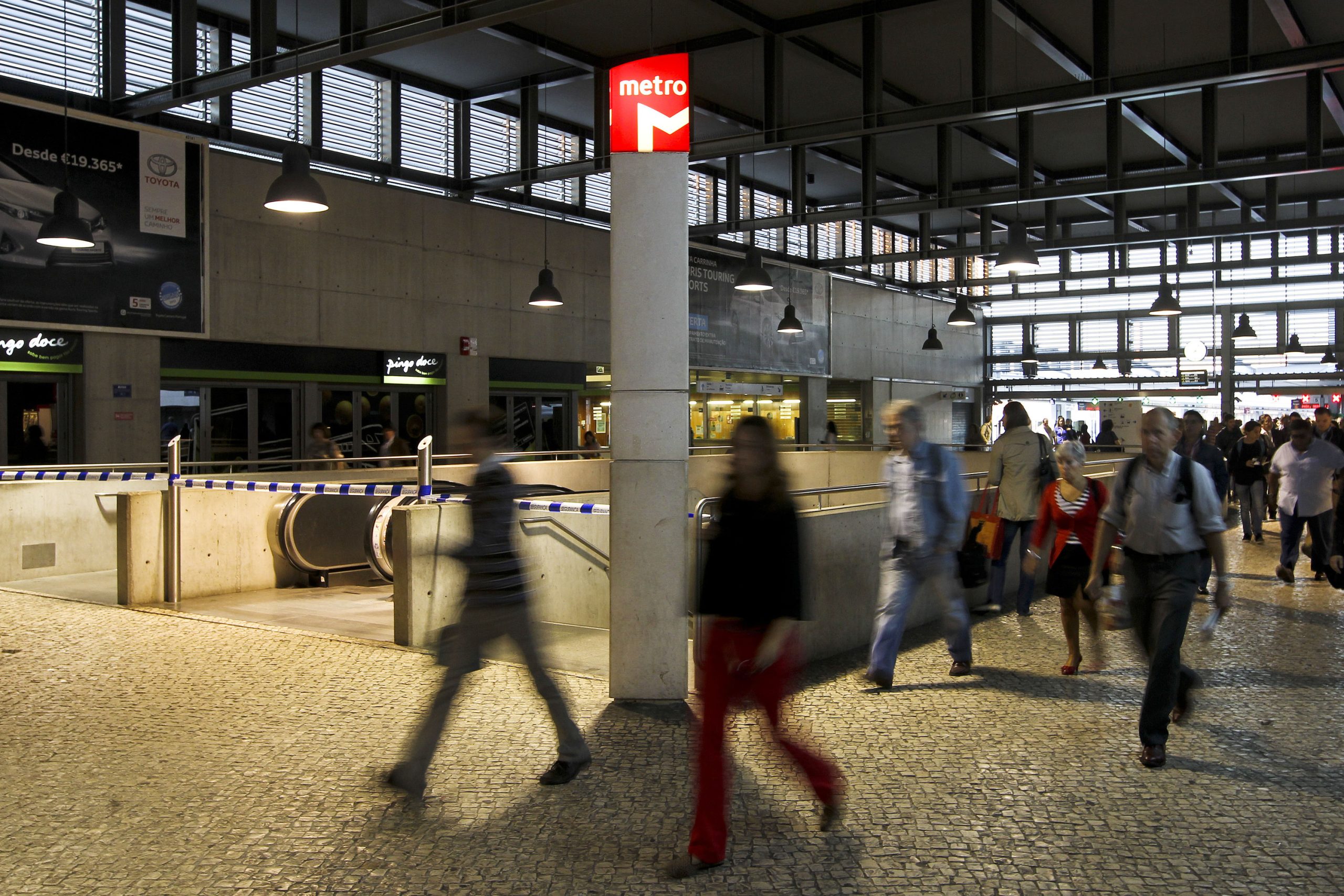 Metro de Lisboa anuncia que tem desfibrilhadores em 32 estações