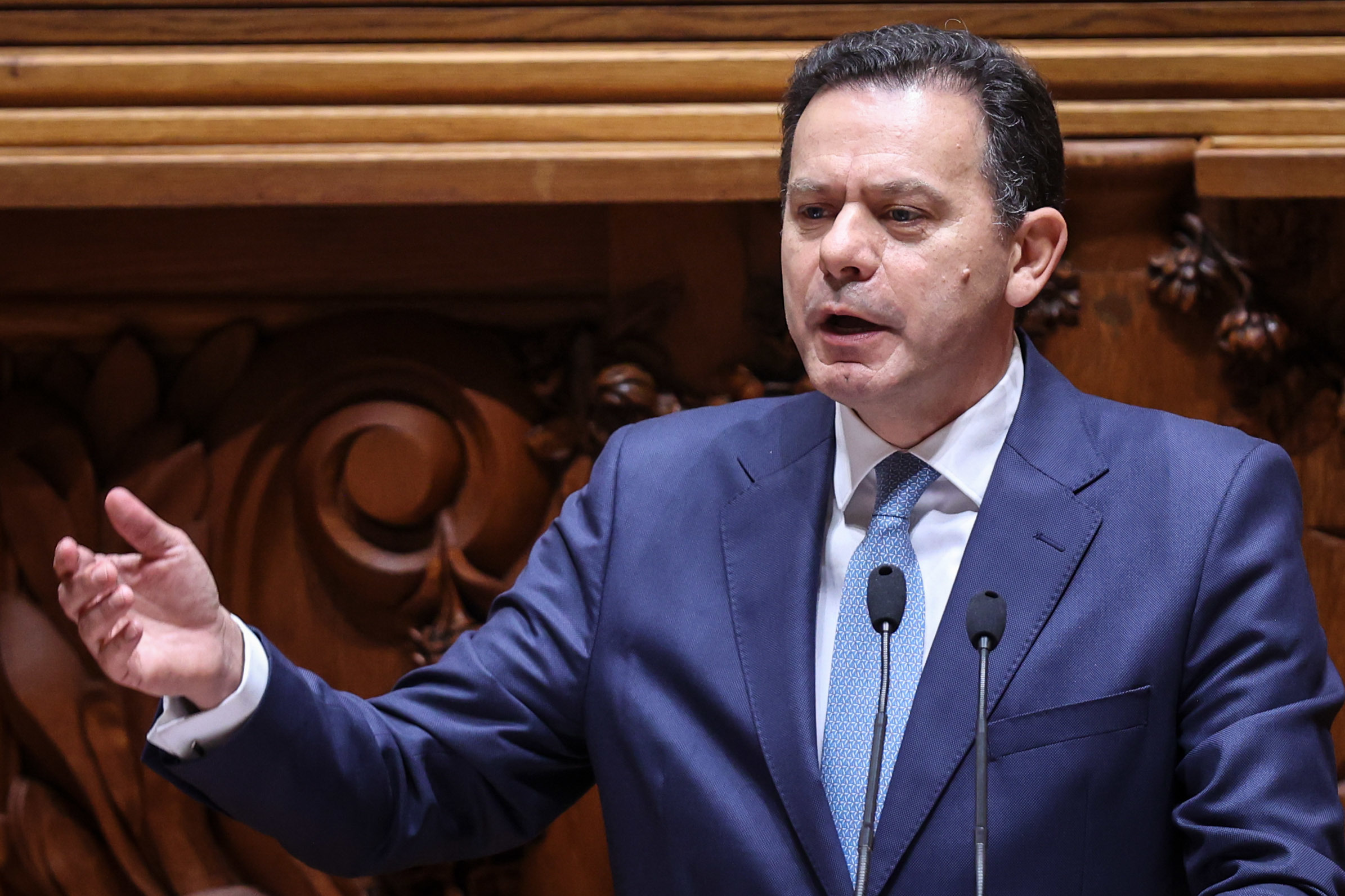 Empresa da família de Montenegro recebe 4500 euros por mês da Solverde