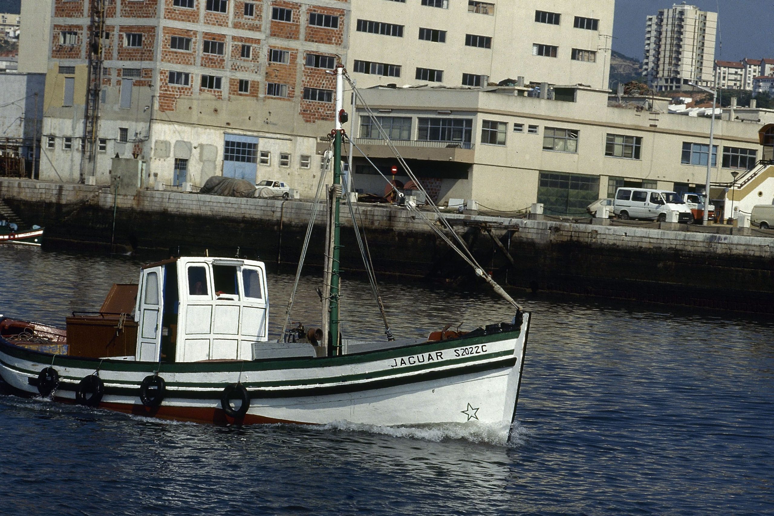 Falta de chuva está a afetar a pesca em Setúbal. “Chovendo muito é bom para o mar, é bom para a terra e traz muita coisa que está em terra para o mar”