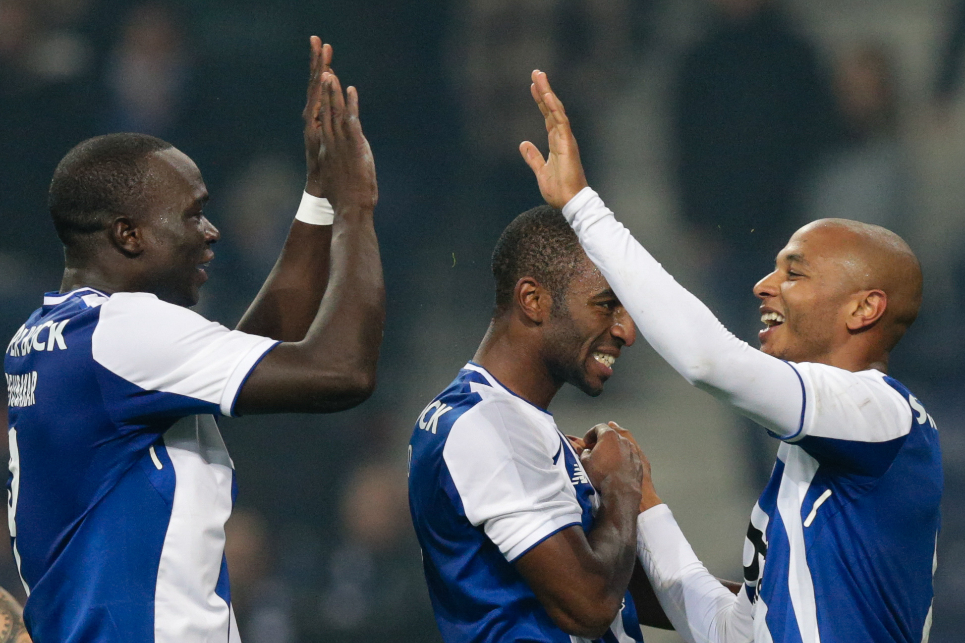 Brahimi e Aboubakar entre os 11 finalistas ao prémio de Jogador Africano do Ano
