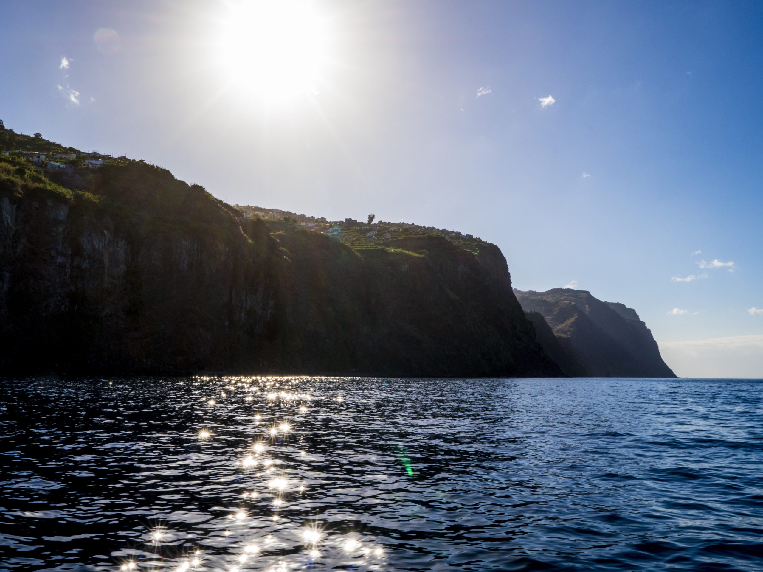 “Traz-me uma história”, é o que pede Tolentino Mendonça a quem viaja. Nós trouxemos estas da Madeira