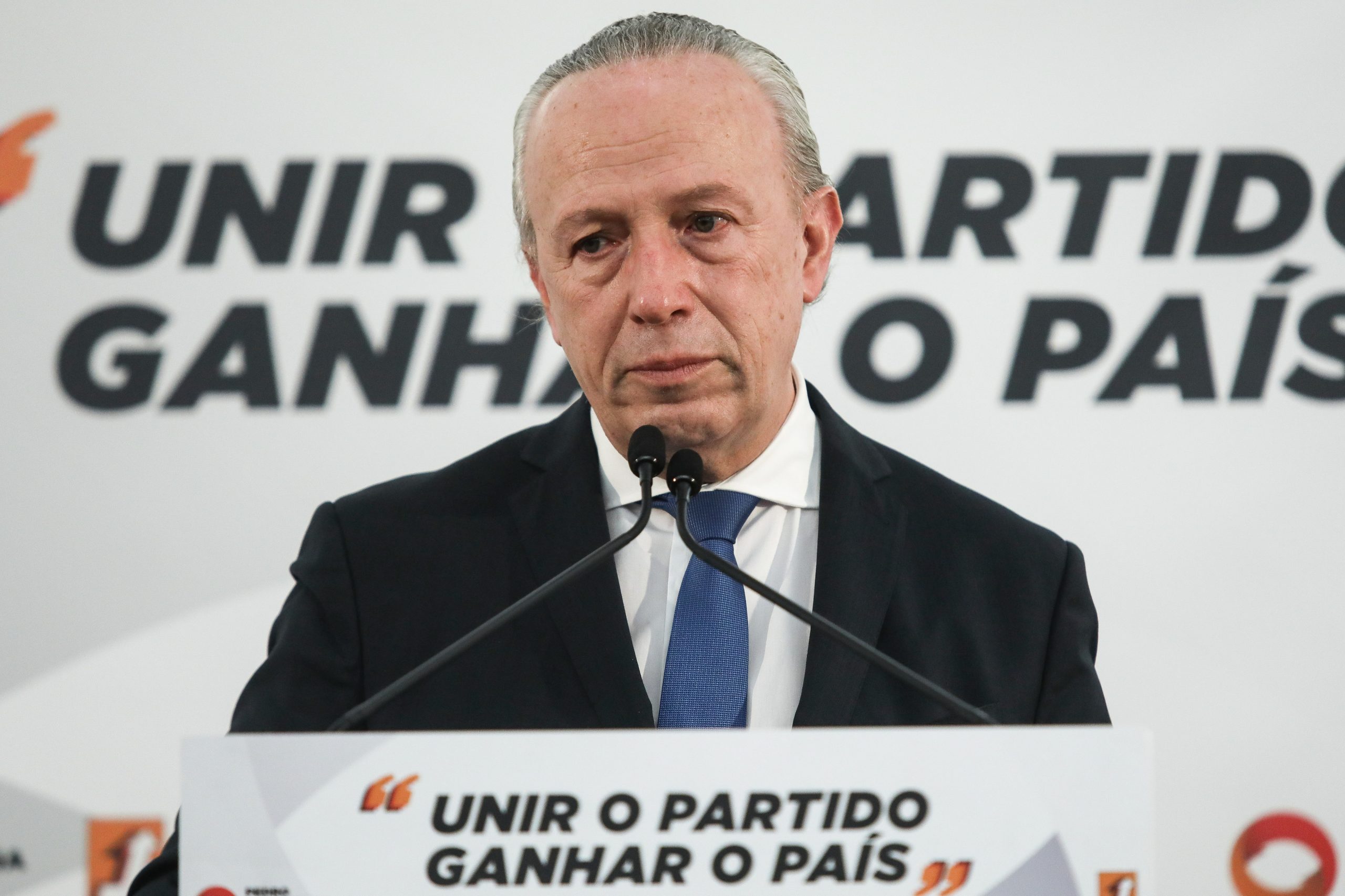 “Continuo a ser Pedro Santana Lopes e a assumir tudo o que fiz”