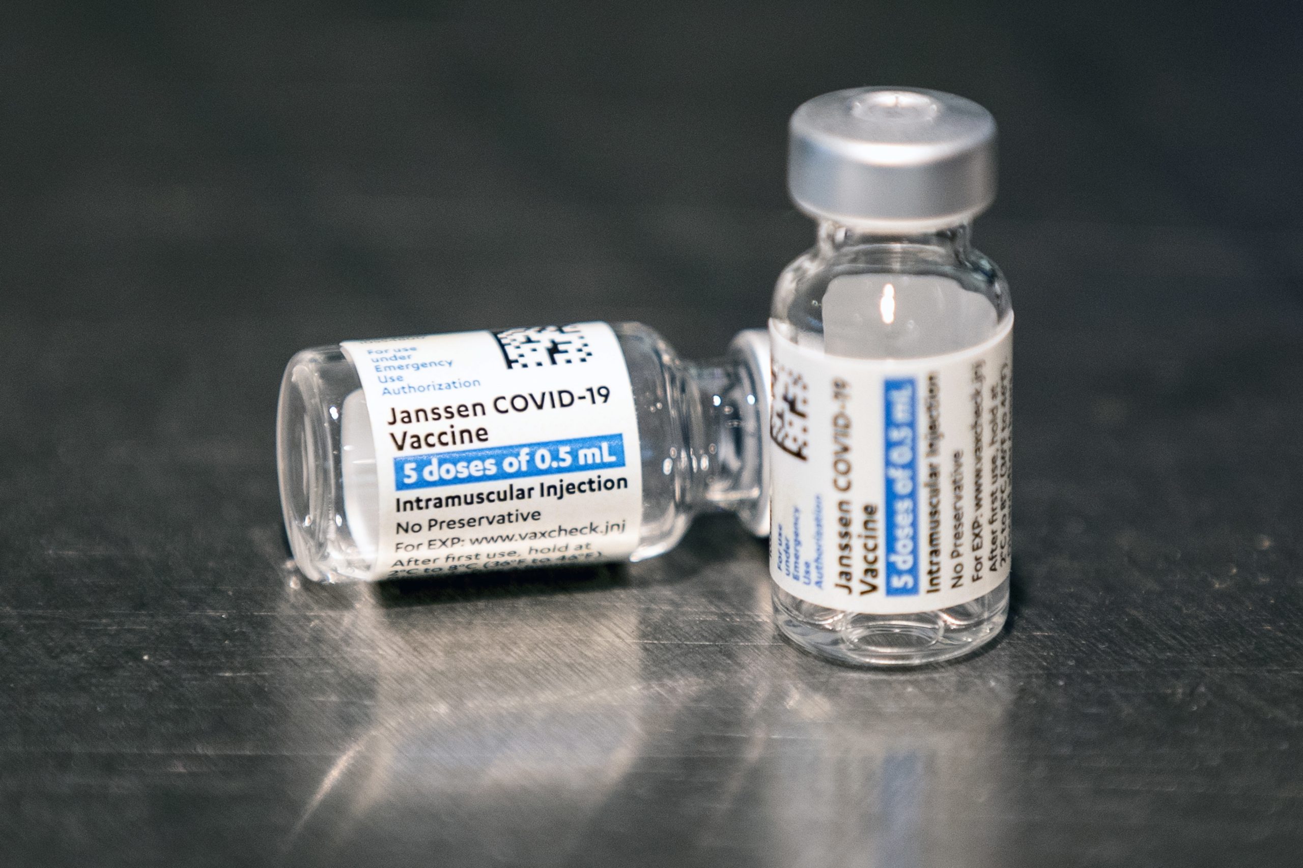 Covid-19: África do Sul retira dois milhões de vacinas Johnson & Johnson
