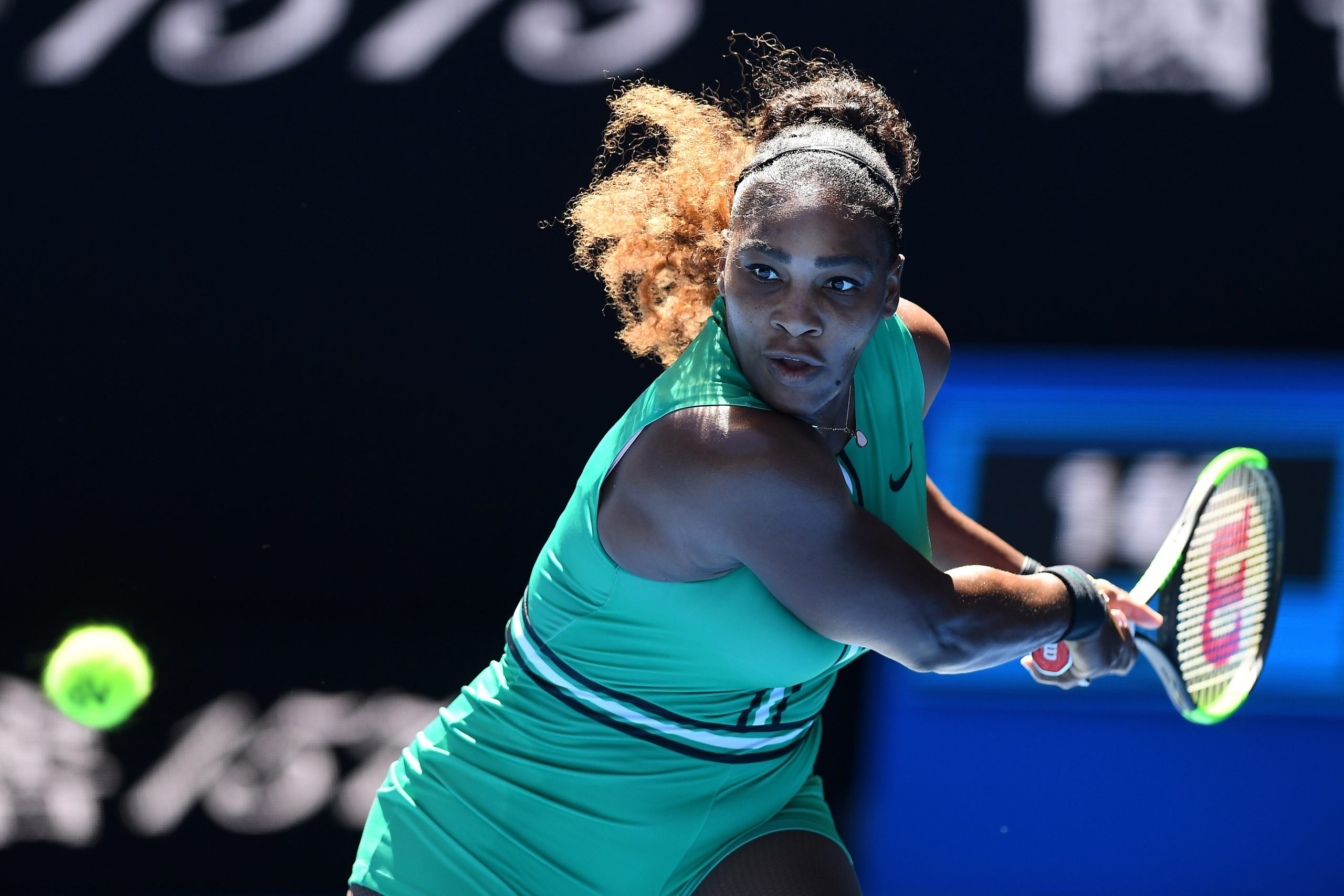 Open da Austrália: Serena Williams derrota Simona Halep nos ‘oitavos’