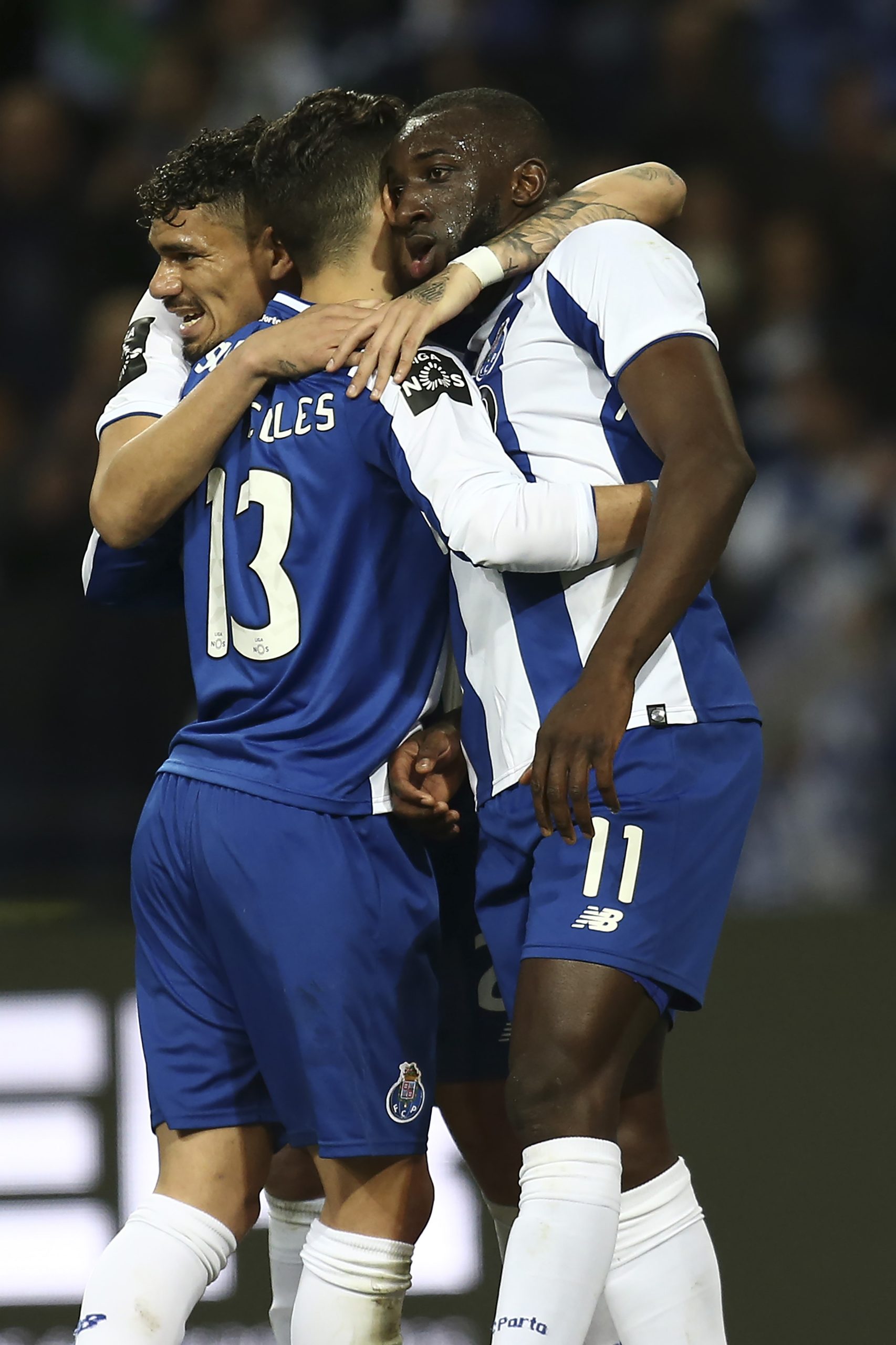 FC Porto goleia Rio Ave e retoma liderança da I Liga