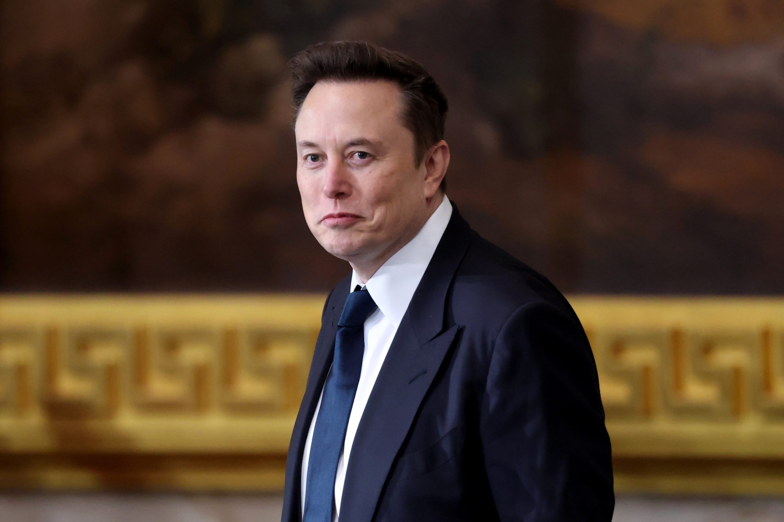 Elon Musk acusado de falhar pagamentos a quem constrói o seu império