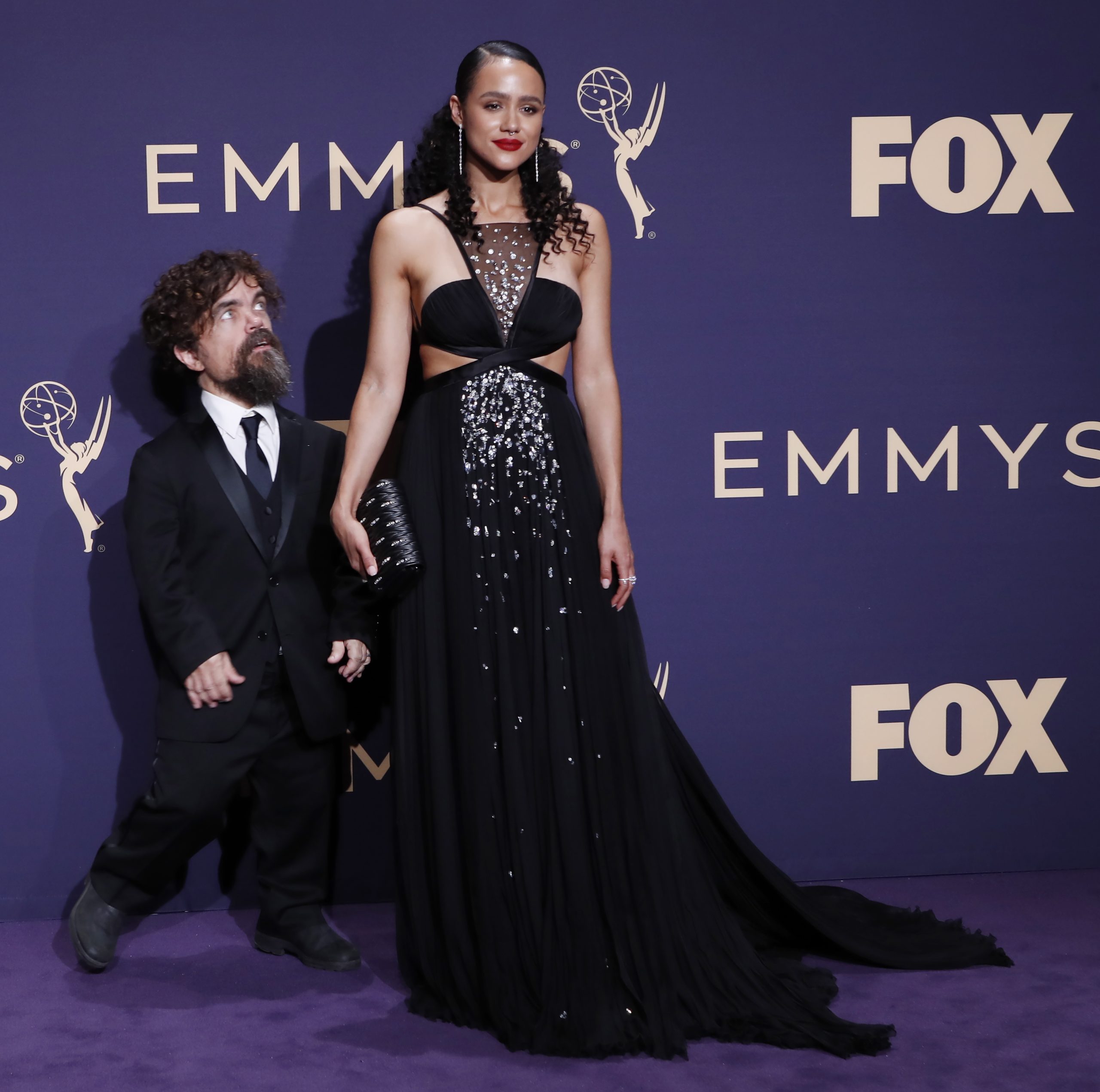 Peter Dinklage fala de “tolerância e diversidade” na vitória nos prémios Emmy