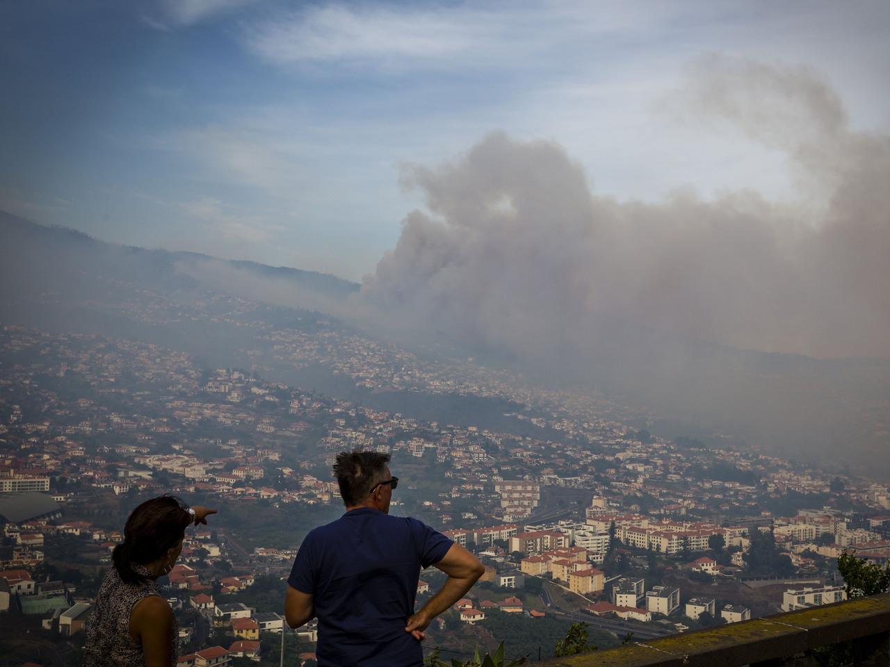 Governo dá 3 milhões de euros para recuperar infraestruturas afetadas por incêndios Funchal