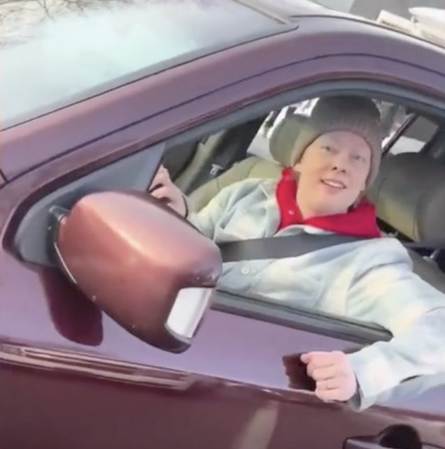 “Não estou zangada consigo” disse Renee Nicole Good antes de ser morta por um agente “traumatizado” do ICE. O que se sabe até agora?