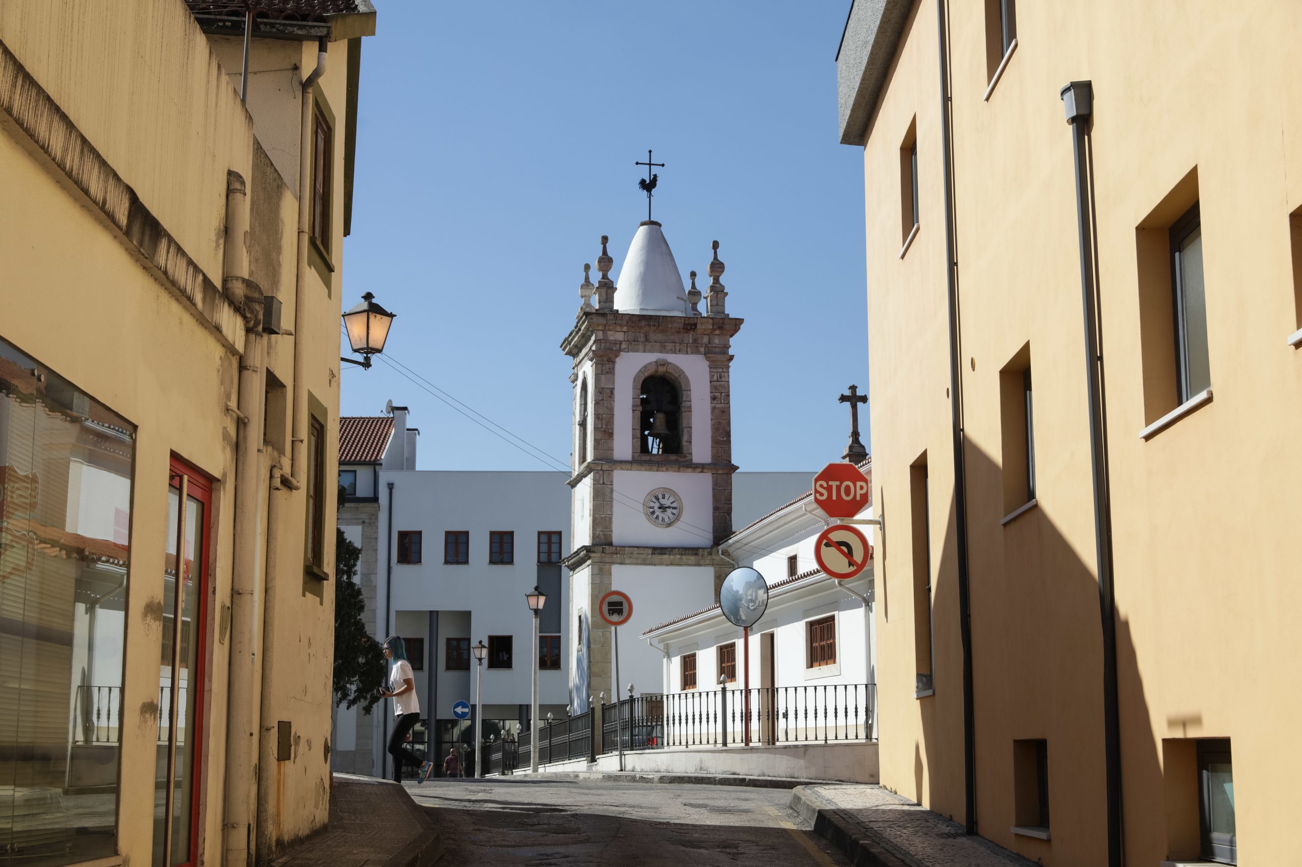Covid-19: Centro de Saúde de Vila Nova de Poiares encerra até segunda-feira