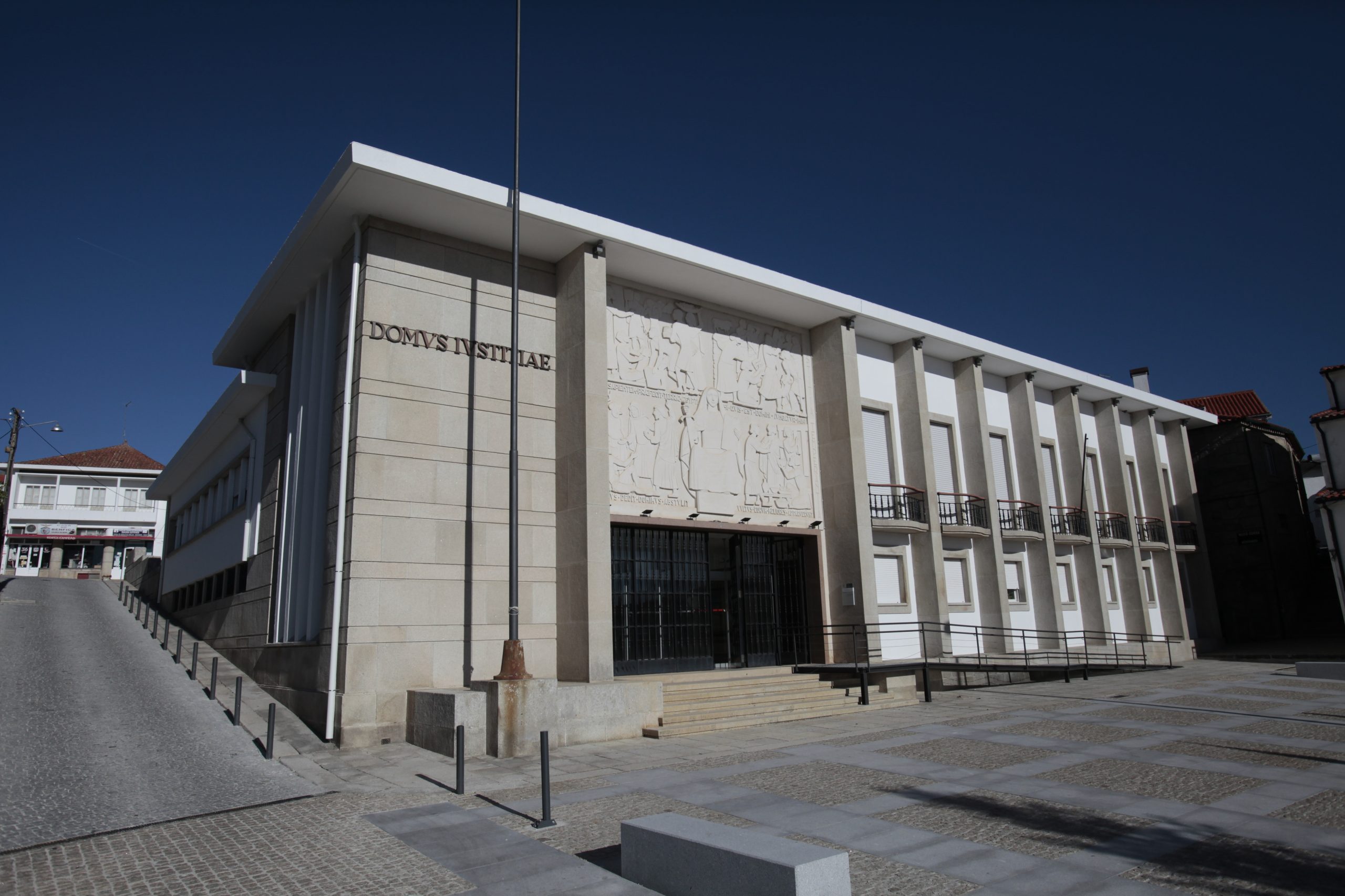 GNR deteve condutor que tentou irromper por procissão em Celorico da Beira