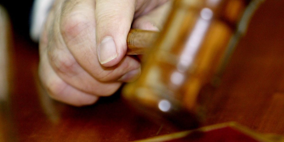 Dez anos de prisão para líderes dos assaltantes de carrinhas de valores no Norte