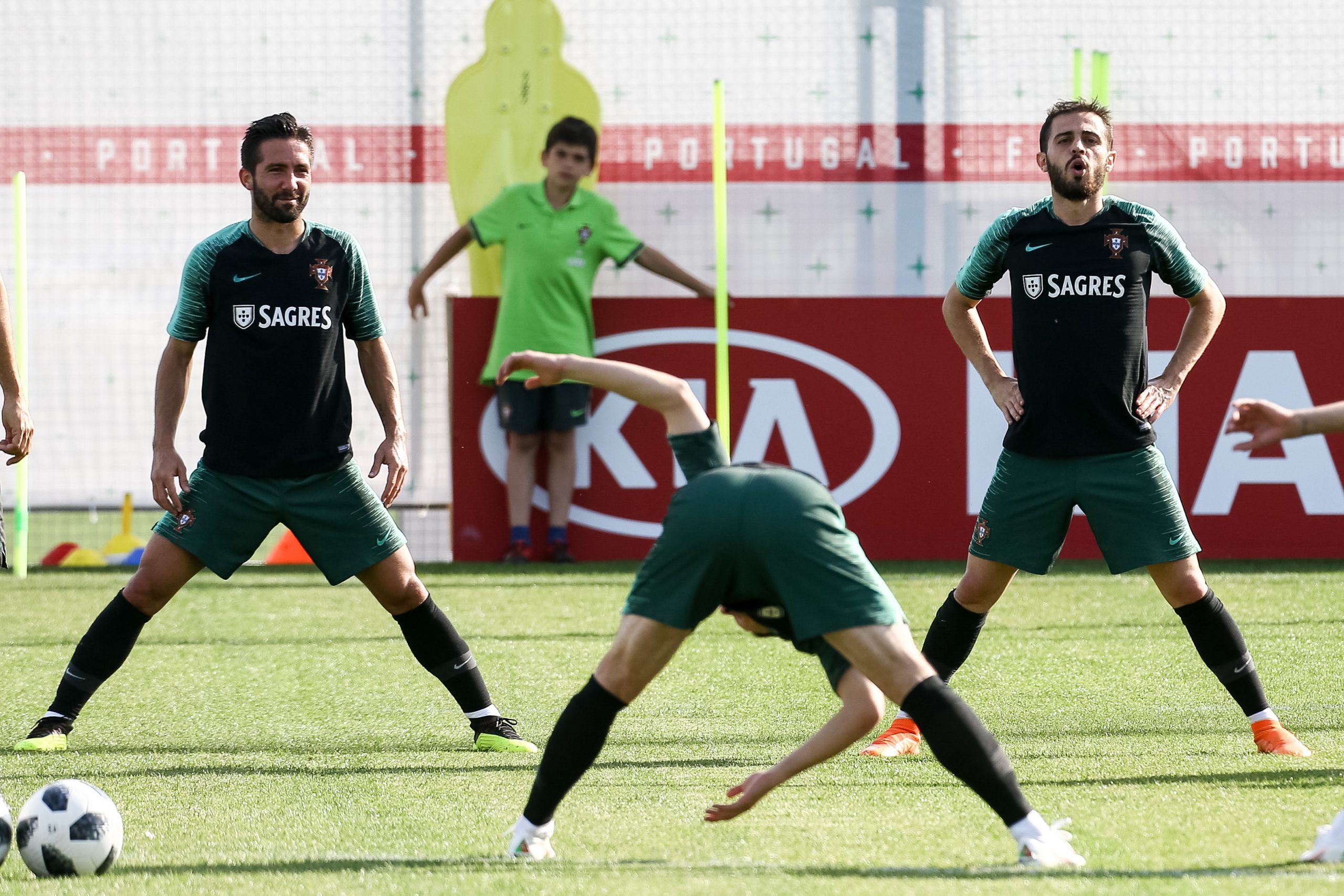 Portugal a “meio gás” no início da preparação do jogo com Uruguai