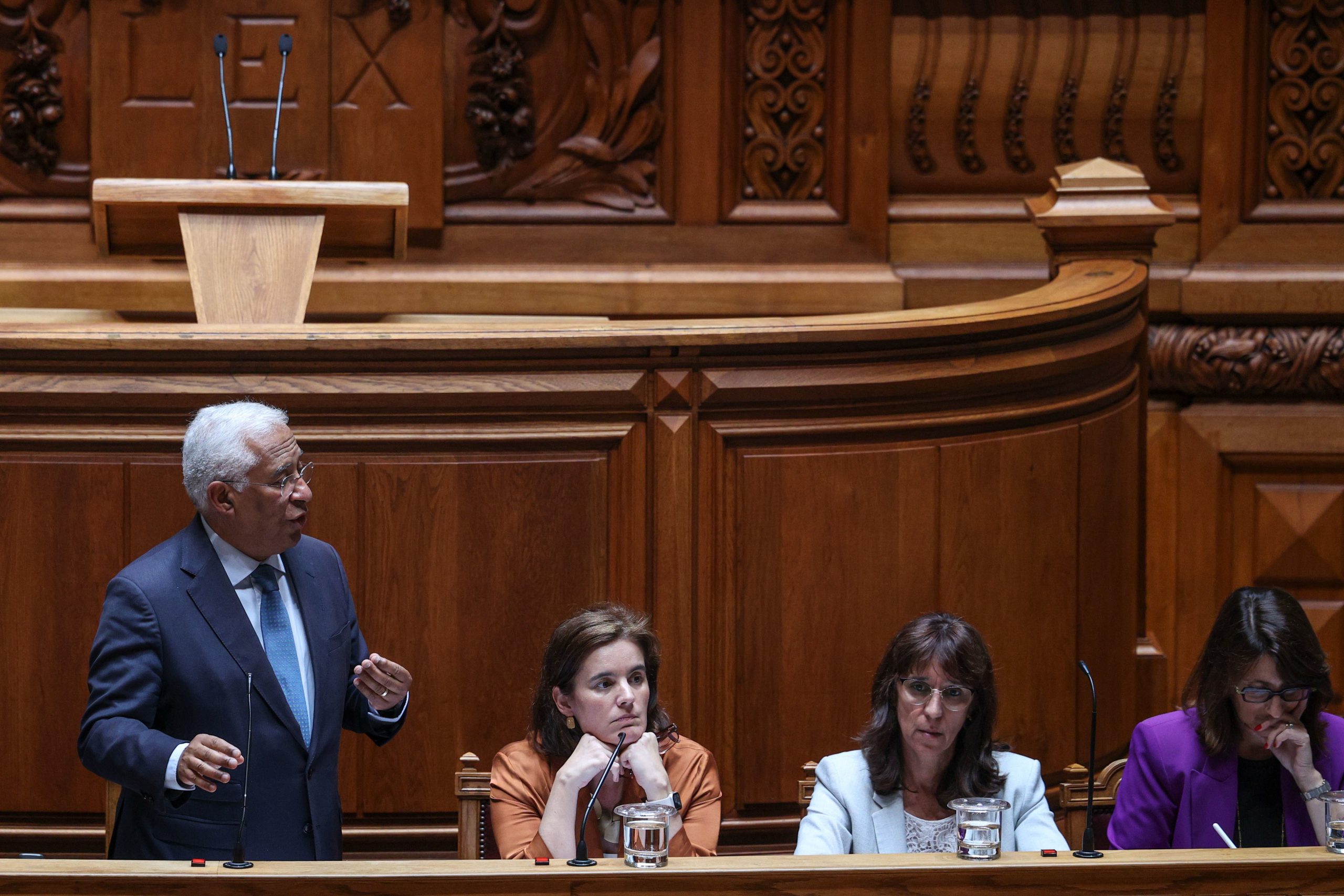 Costa rejeita “julgamentos com base em peças televisivas” e destaca reforço de efetivos na PJ