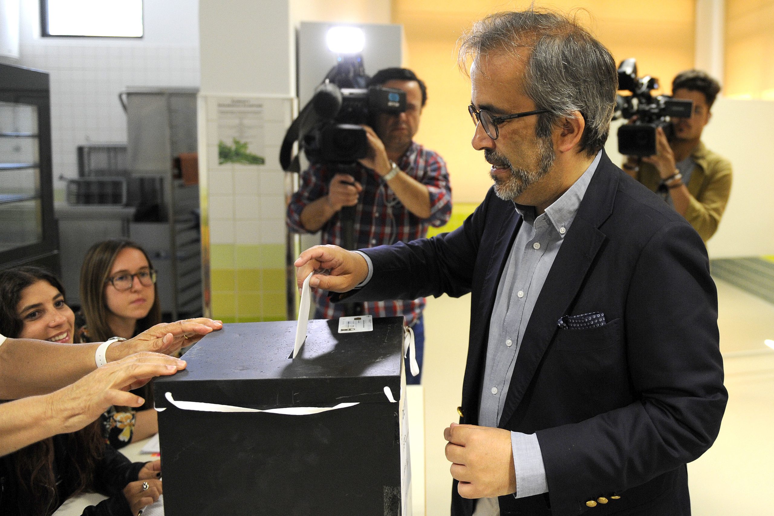 Rangel apela ao voto em eleições “decisivas para o quotidiano” de portugueses e europeus