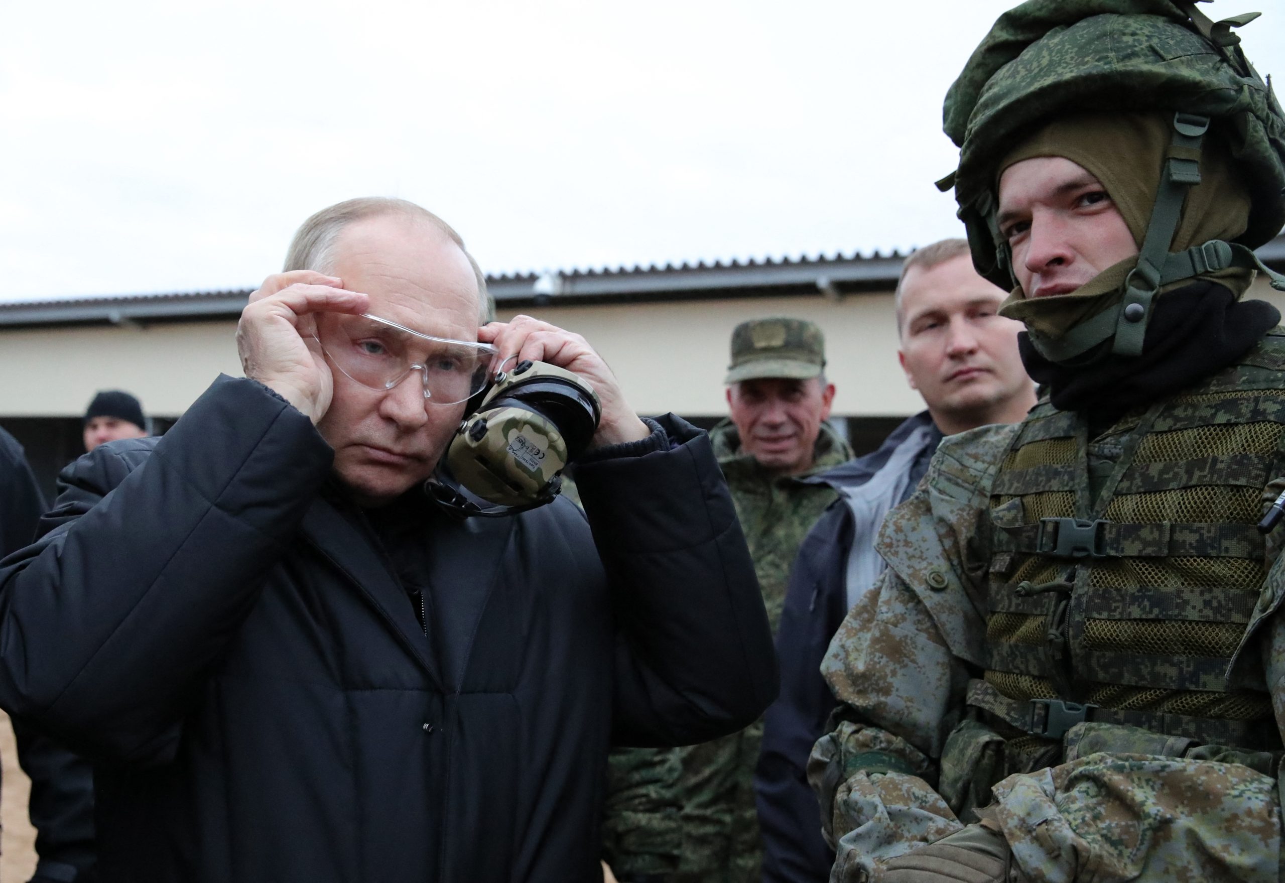 Rússia oferece congelamento gratuito de esperma a soldados enviados para a Ucrânia
