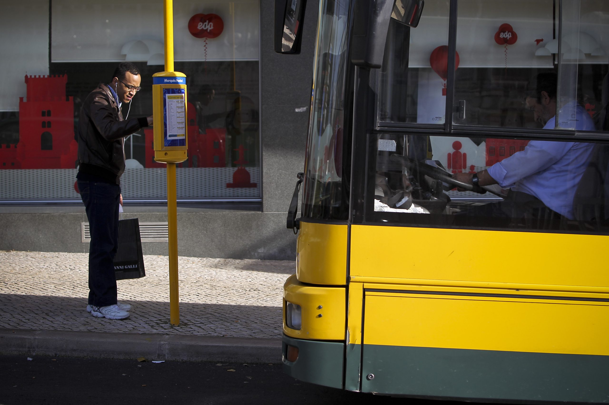 Câmara de Lisboa investe 80 milhões na Carris até 2019