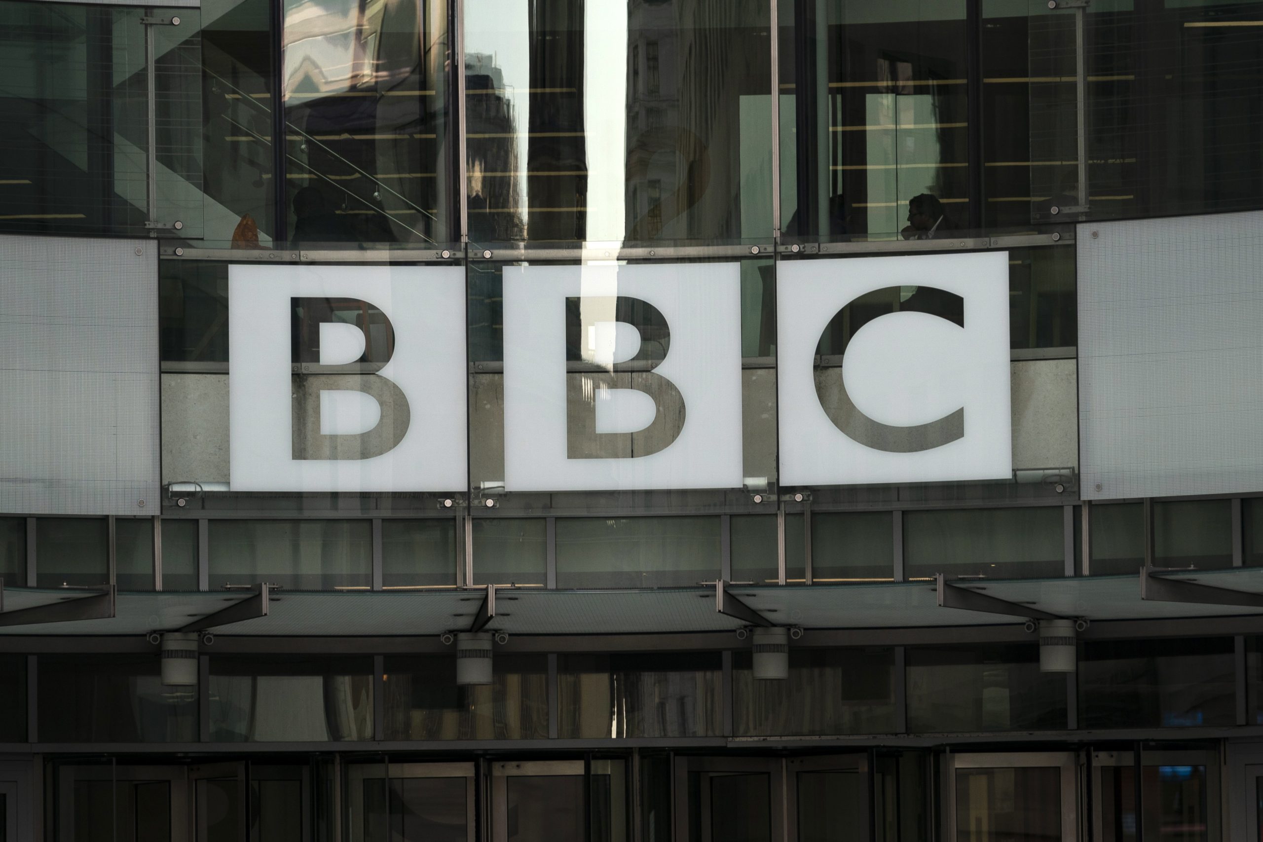 BBC obtém alterações na licença para fornecer mais conteúdos ‘online’ para crianças