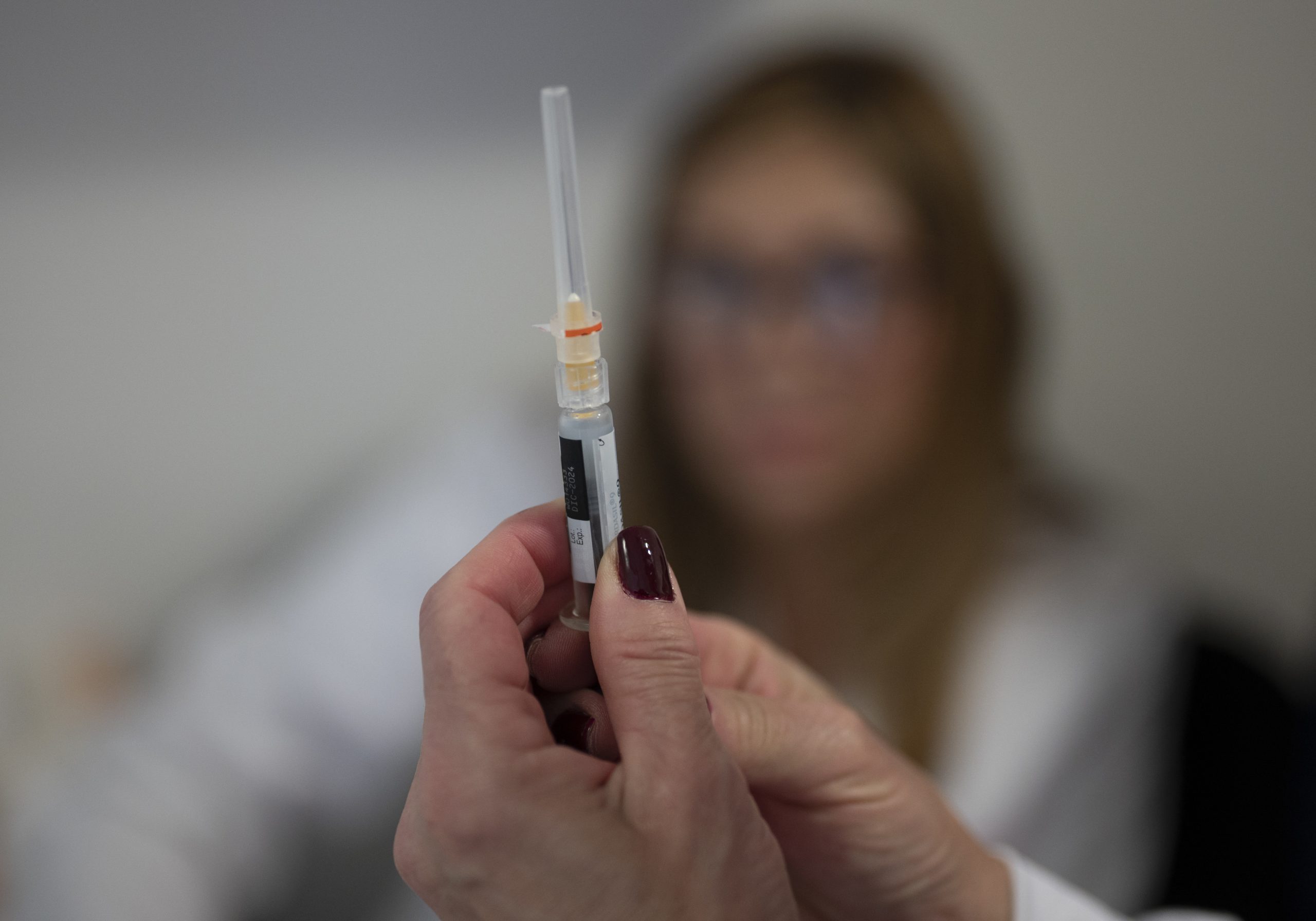 DGS alarga acesso gratuito à vacina da gripe a profissionais expostos a animais doentes