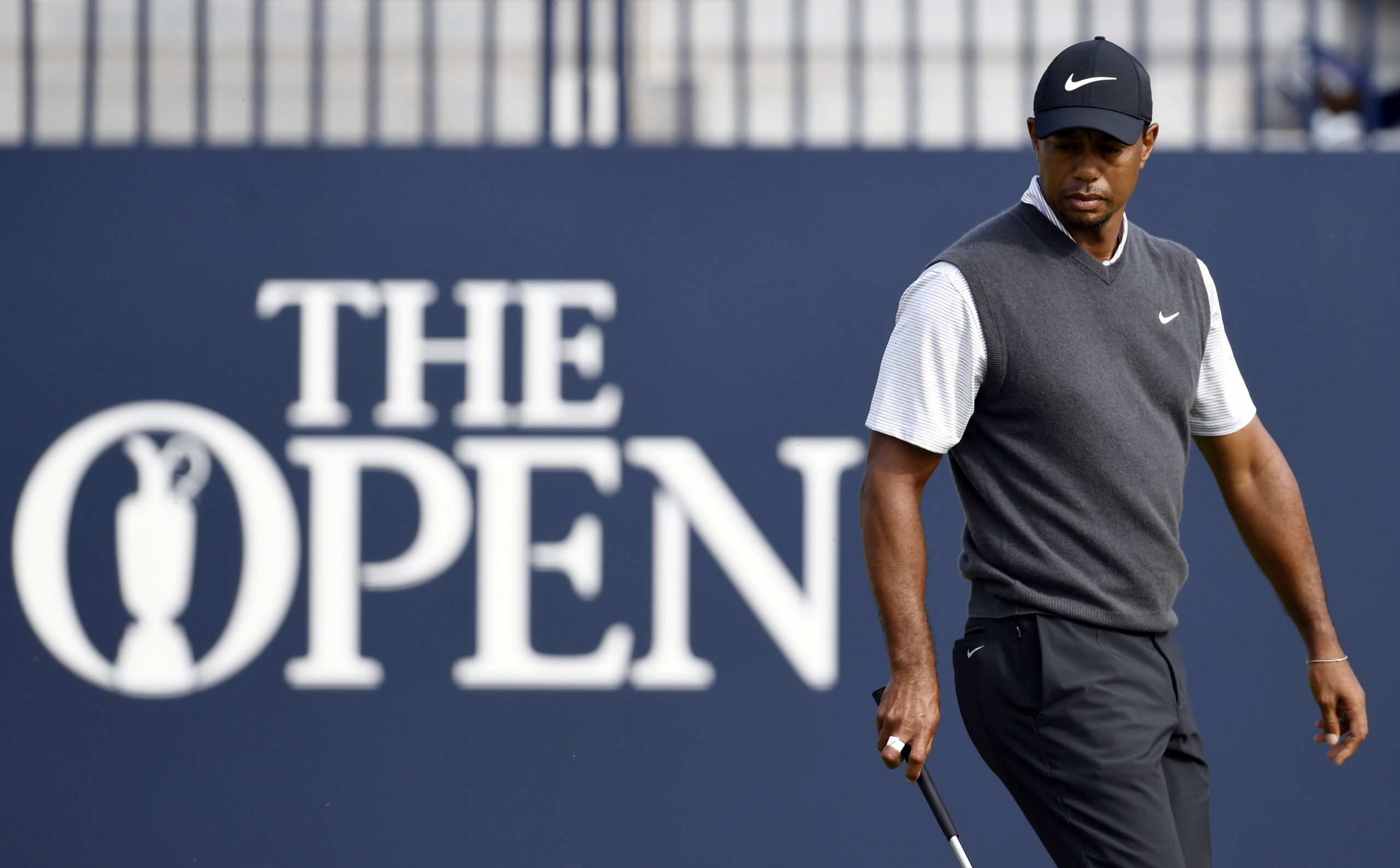 Tiger Woods brilha no ‘major’ britânico, Kisner perde liderança isolada