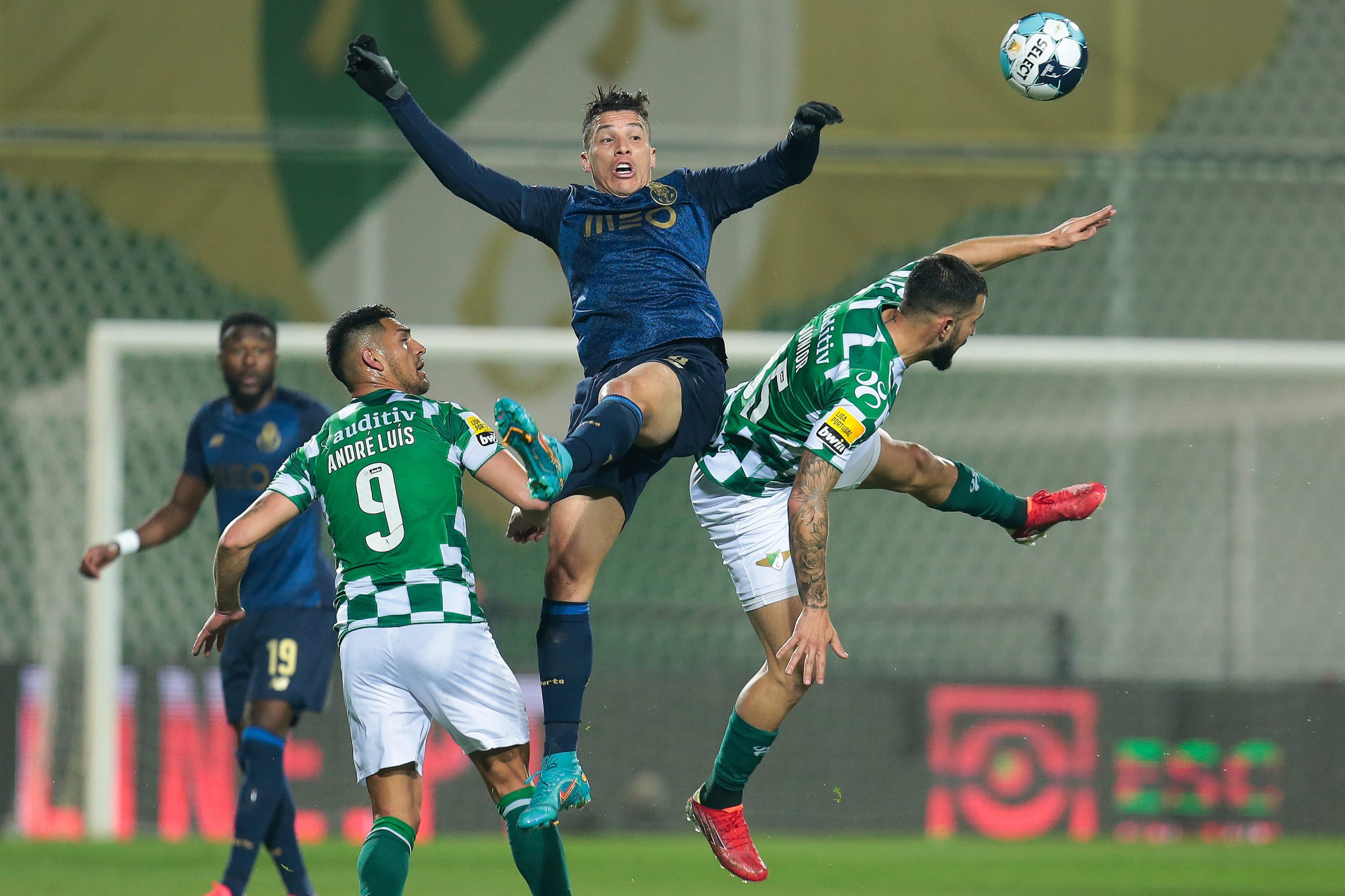 FC Porto vence Moreirense e mantém seis pontos de vantagem sobre o Sporting