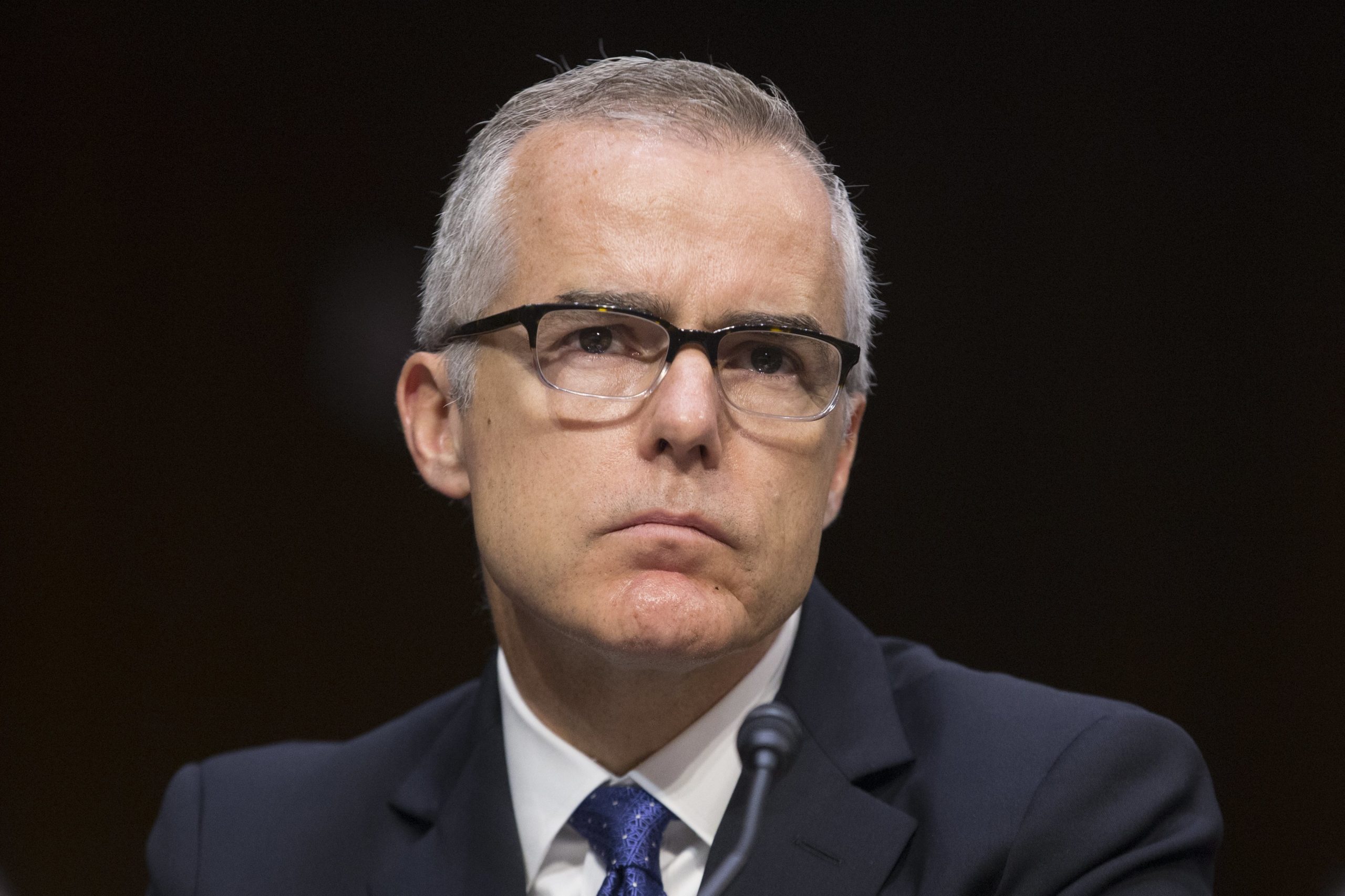 Ex-subdiretor do FBI contesta em tribunal o seu despedimento que atribui a Trump